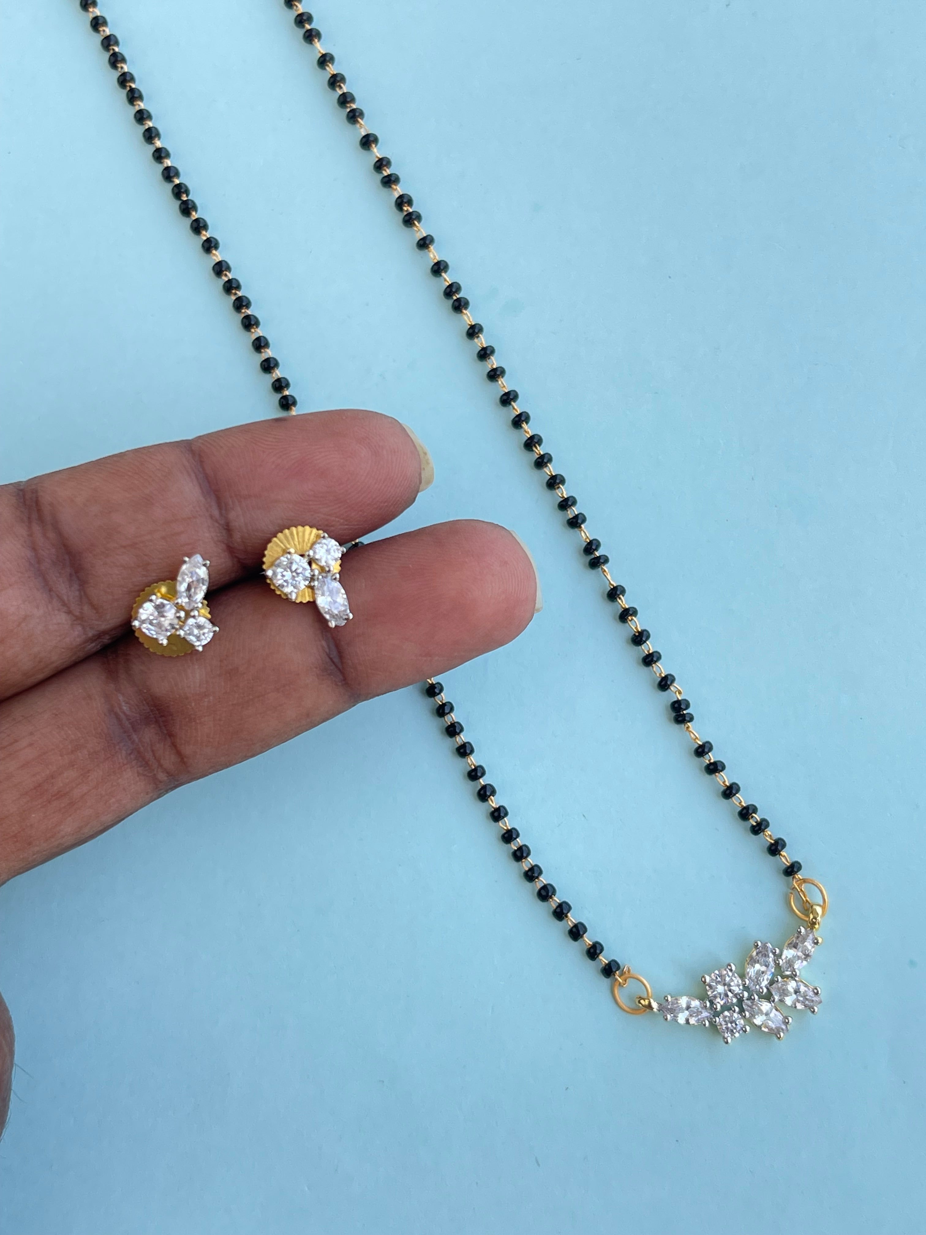Simple petal diamond locket with earrings blackbeads (mangalsutra) bb500