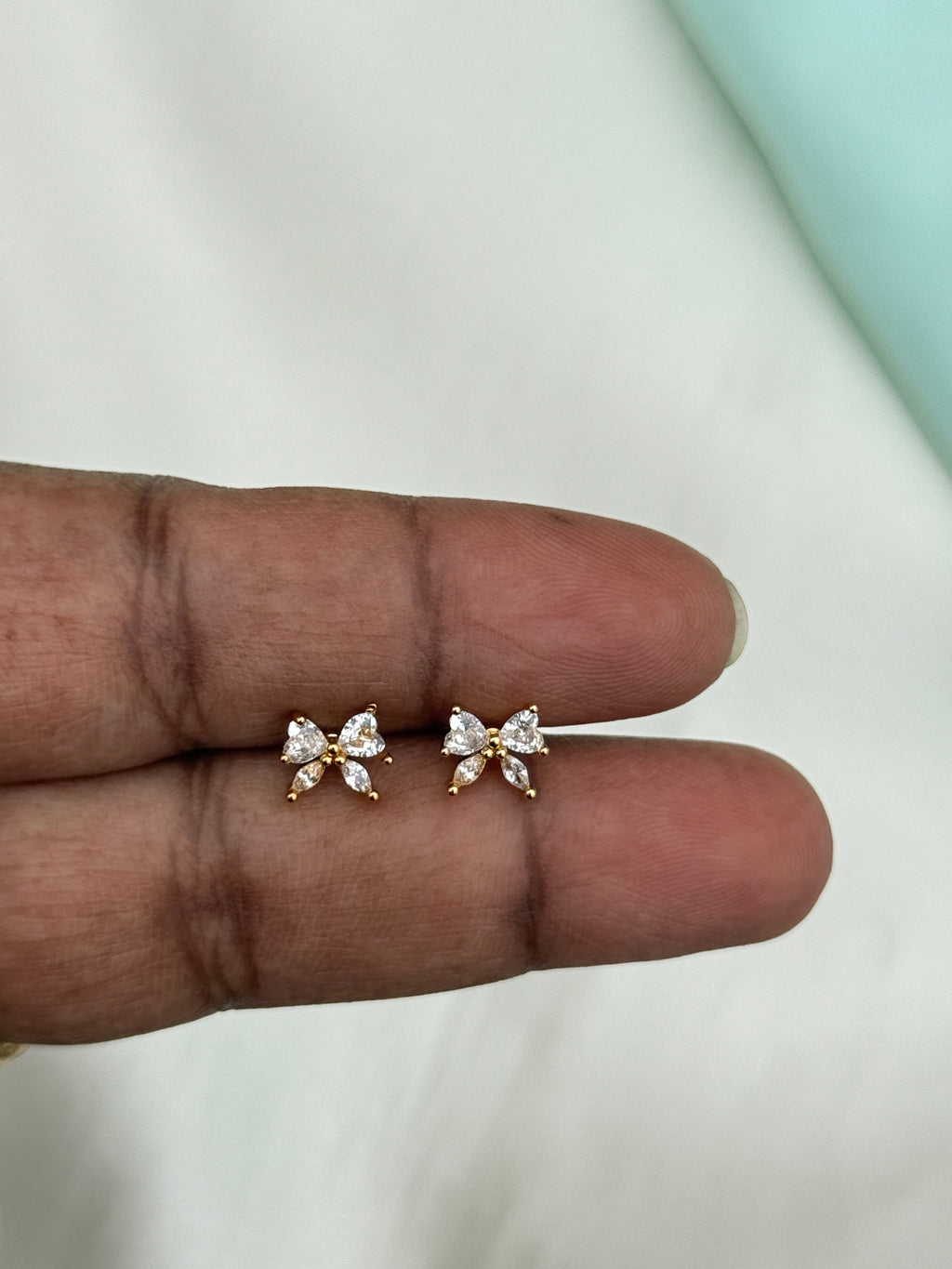 St154 bow back ball  second (2nd) tops studs
