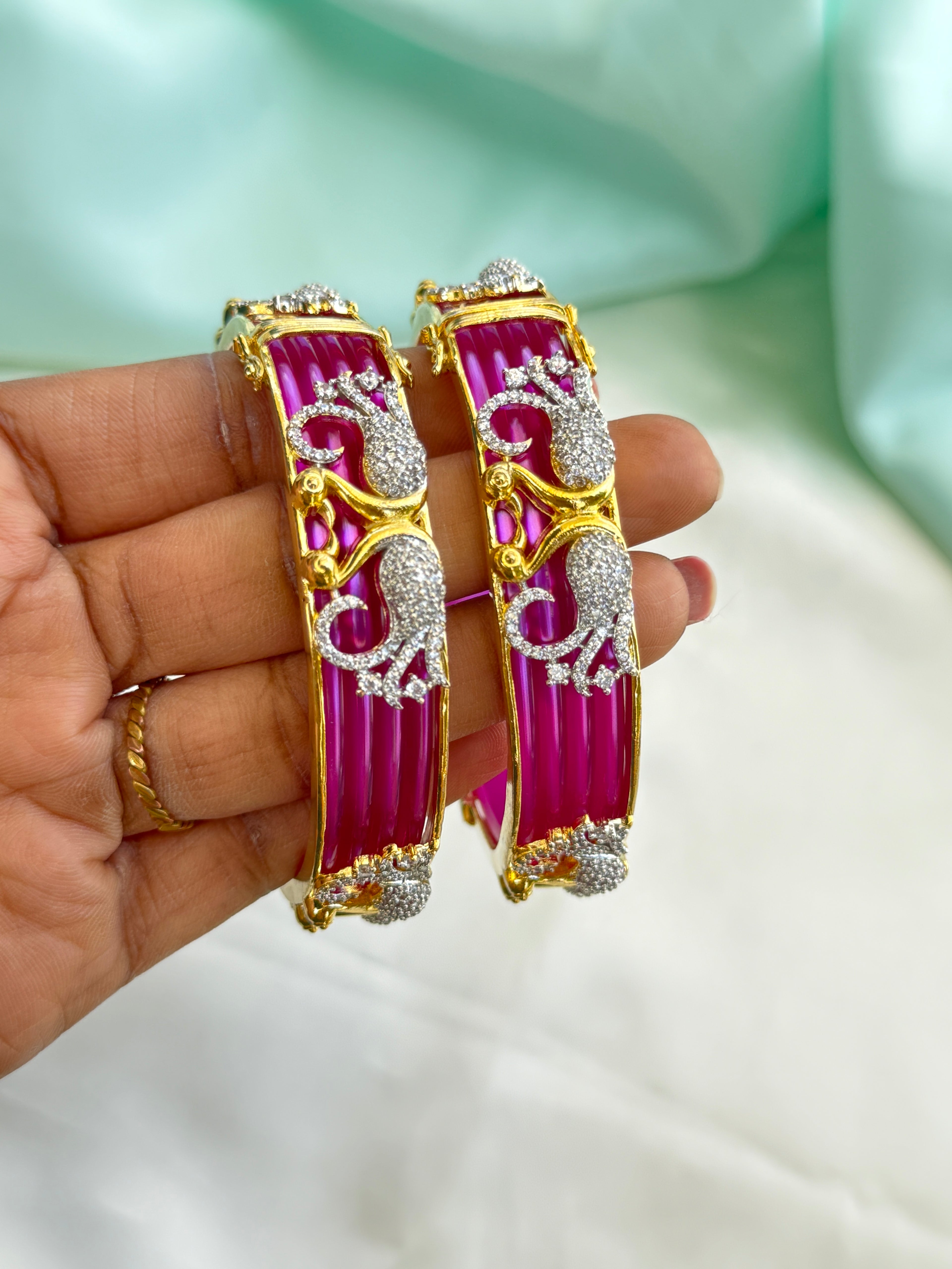 Sb662 changeable bangles you can change into 10 different Colours