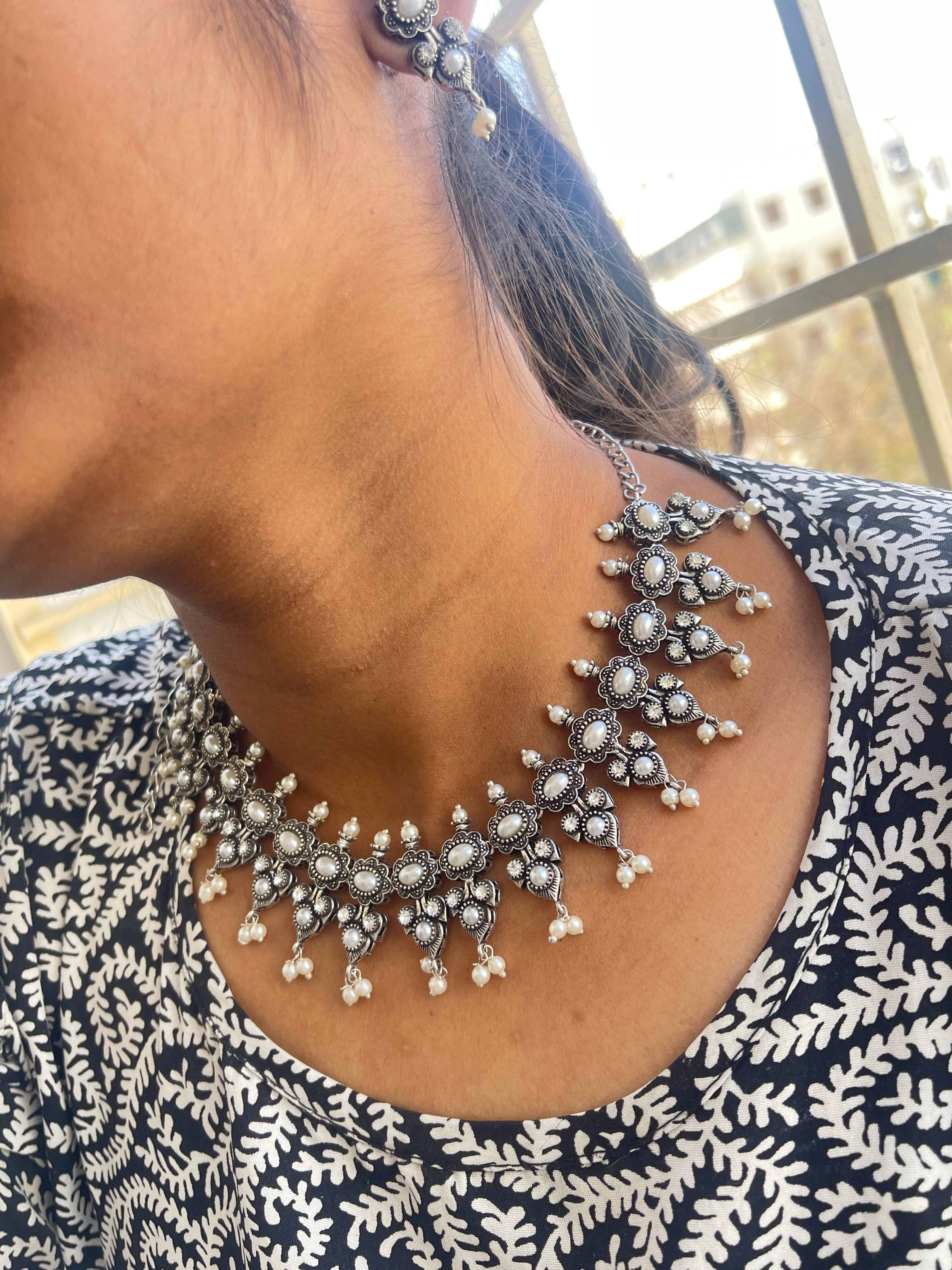 Oxidised pearl neckset with earrings ox101