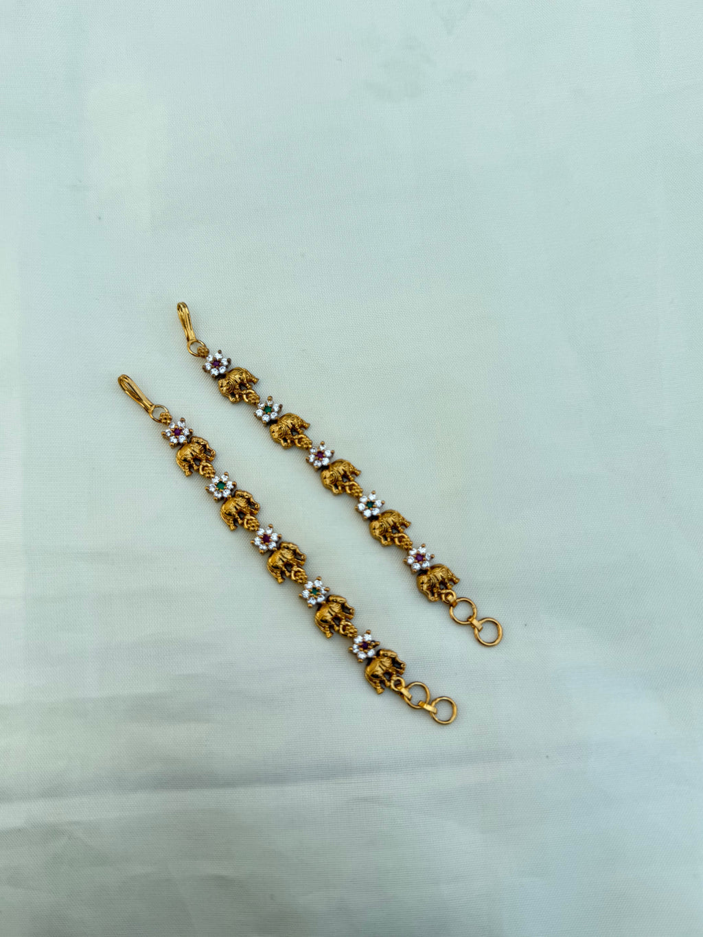 Mt225 elephant matilu(earchains)