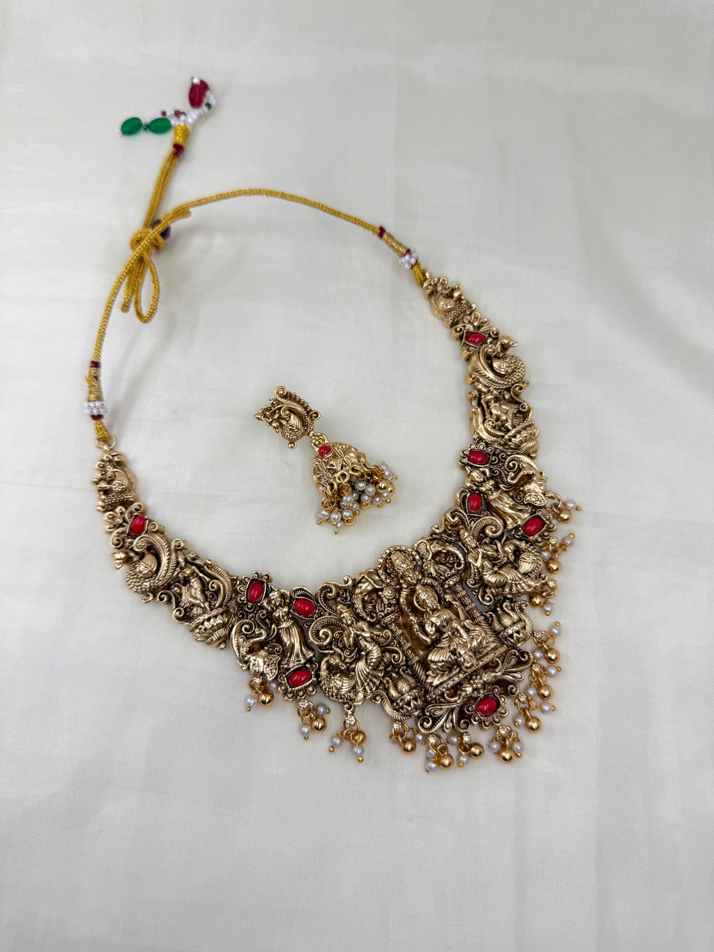 Ns313 Lakshmi Devi corals short neckset