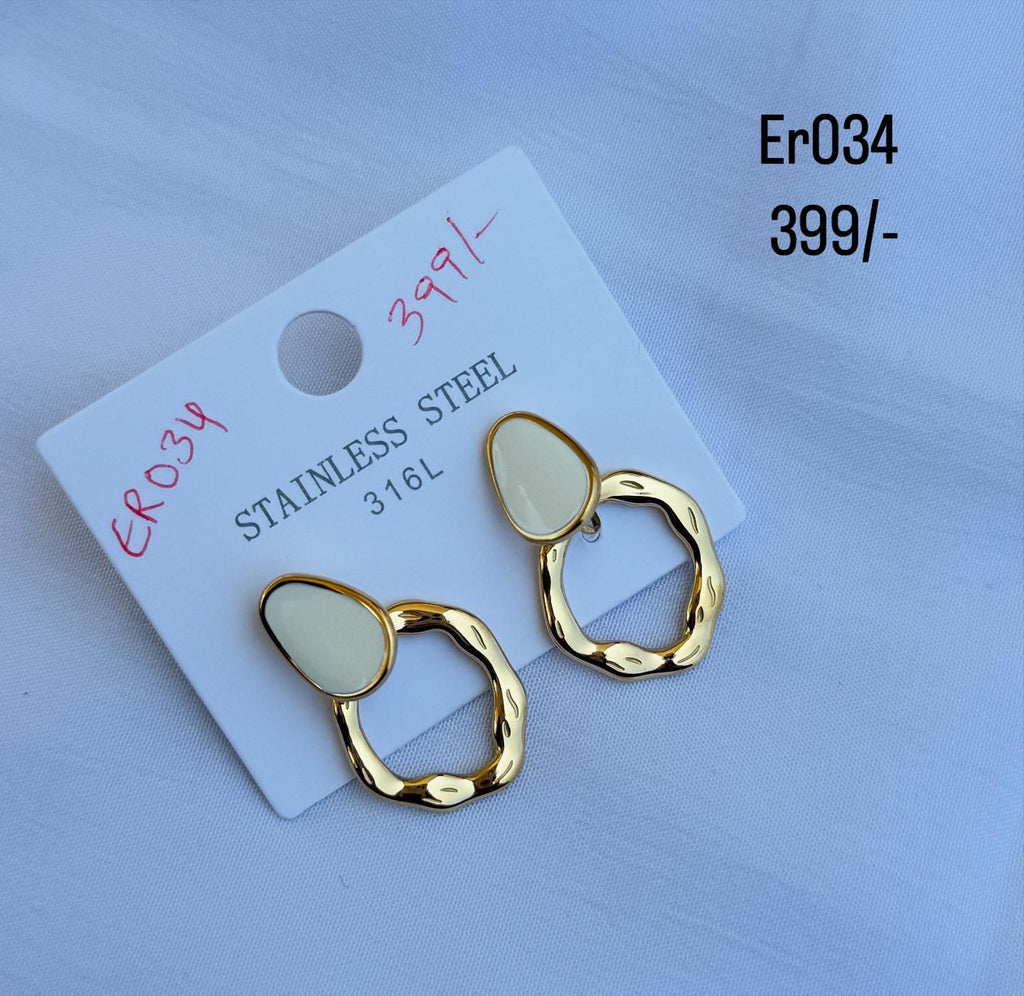 At001 Anti tarnish earrings (color won't fade)
