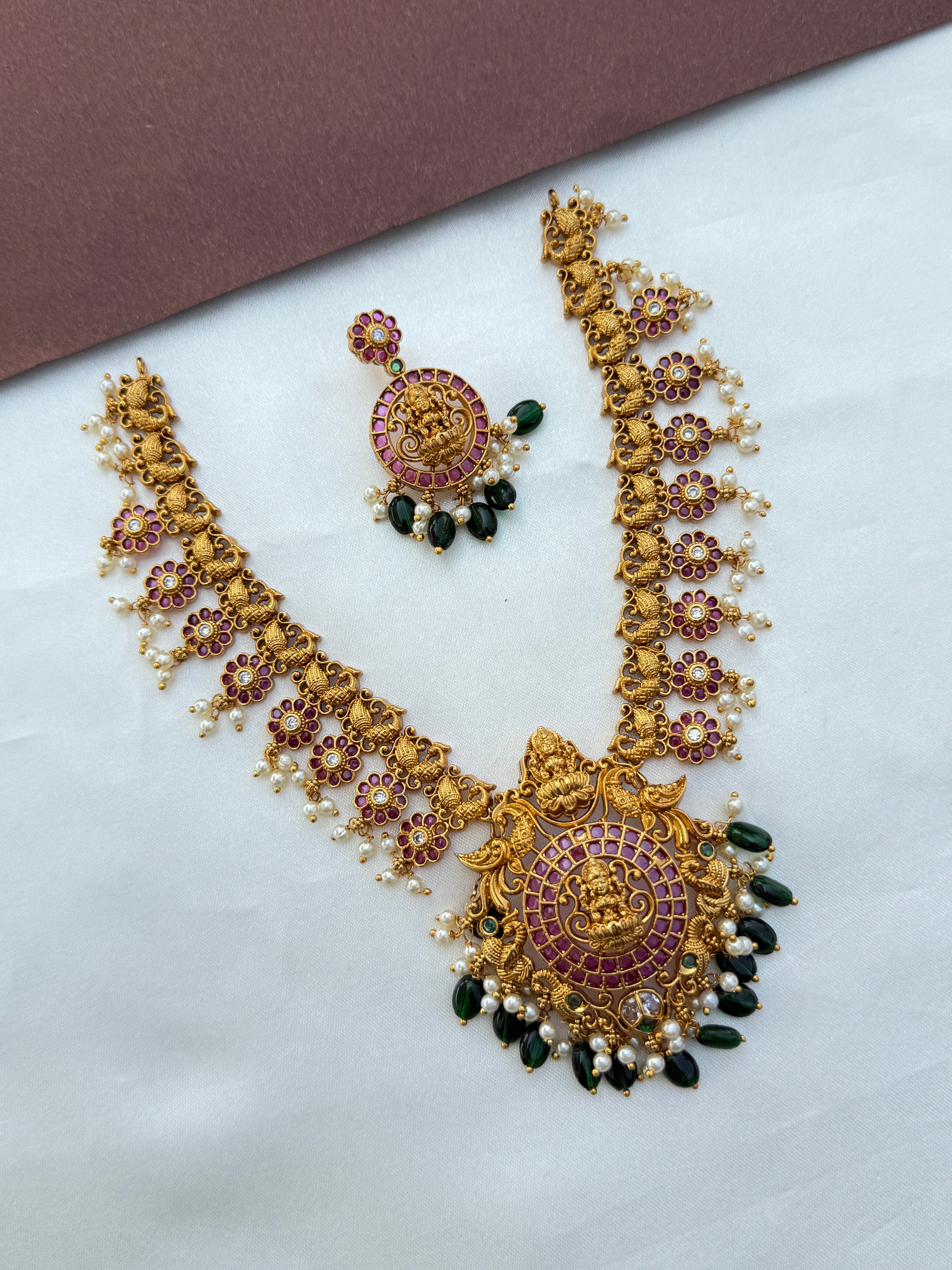 Ns597 kemp Lakshmi devi  peacock neckset