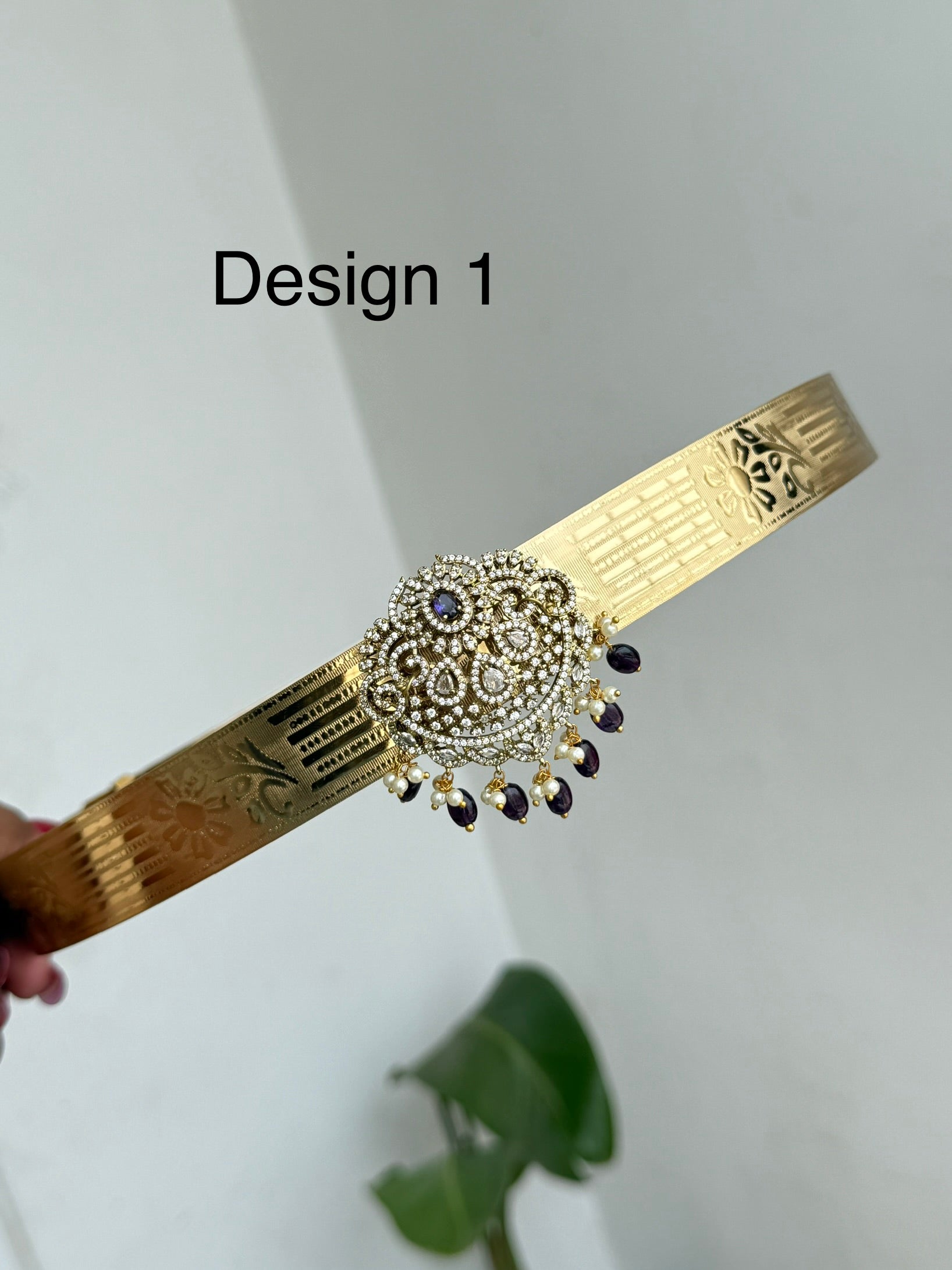 Hb673 adults texture hipbelt with purple beads and pink beads