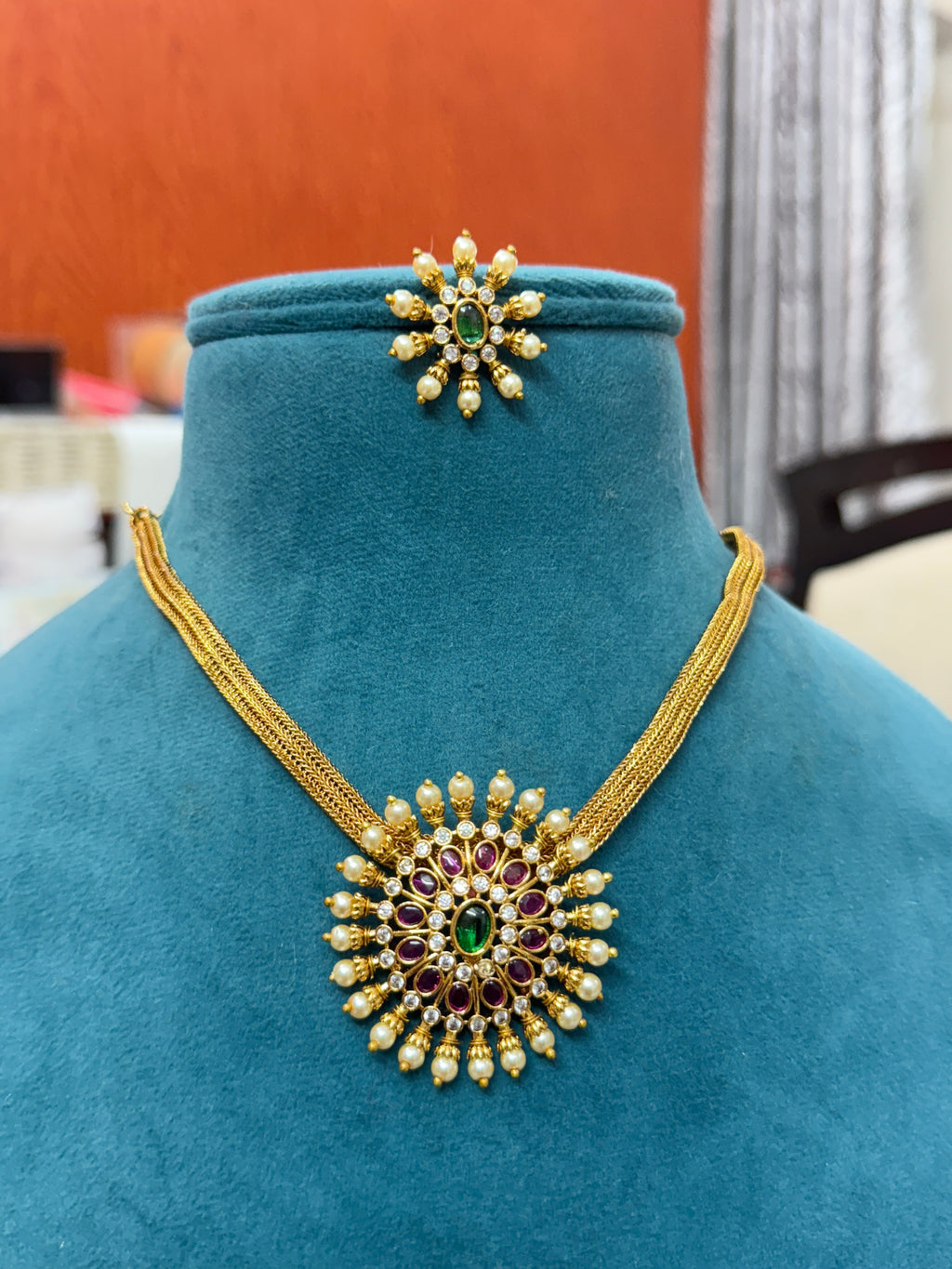 Ns288 nano chain with kemp pendant