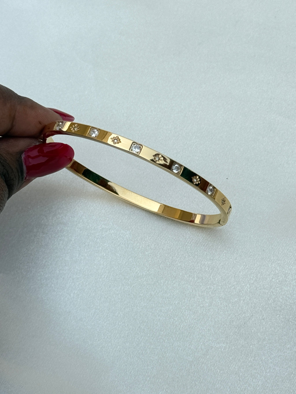 Ab064 anti tarnish 11 stones openable kada bracelet