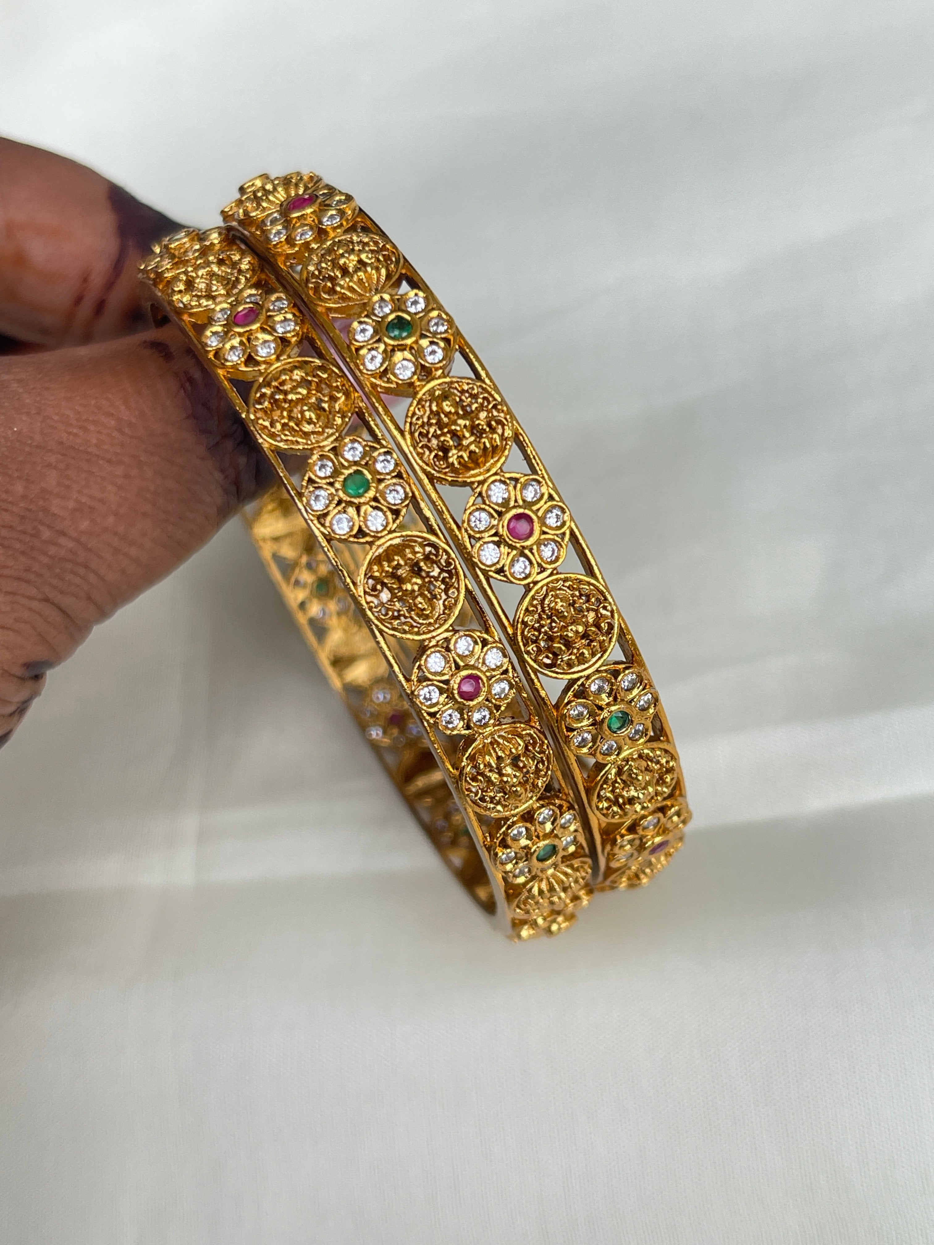 Lakshmi Devi flower bangles sb519