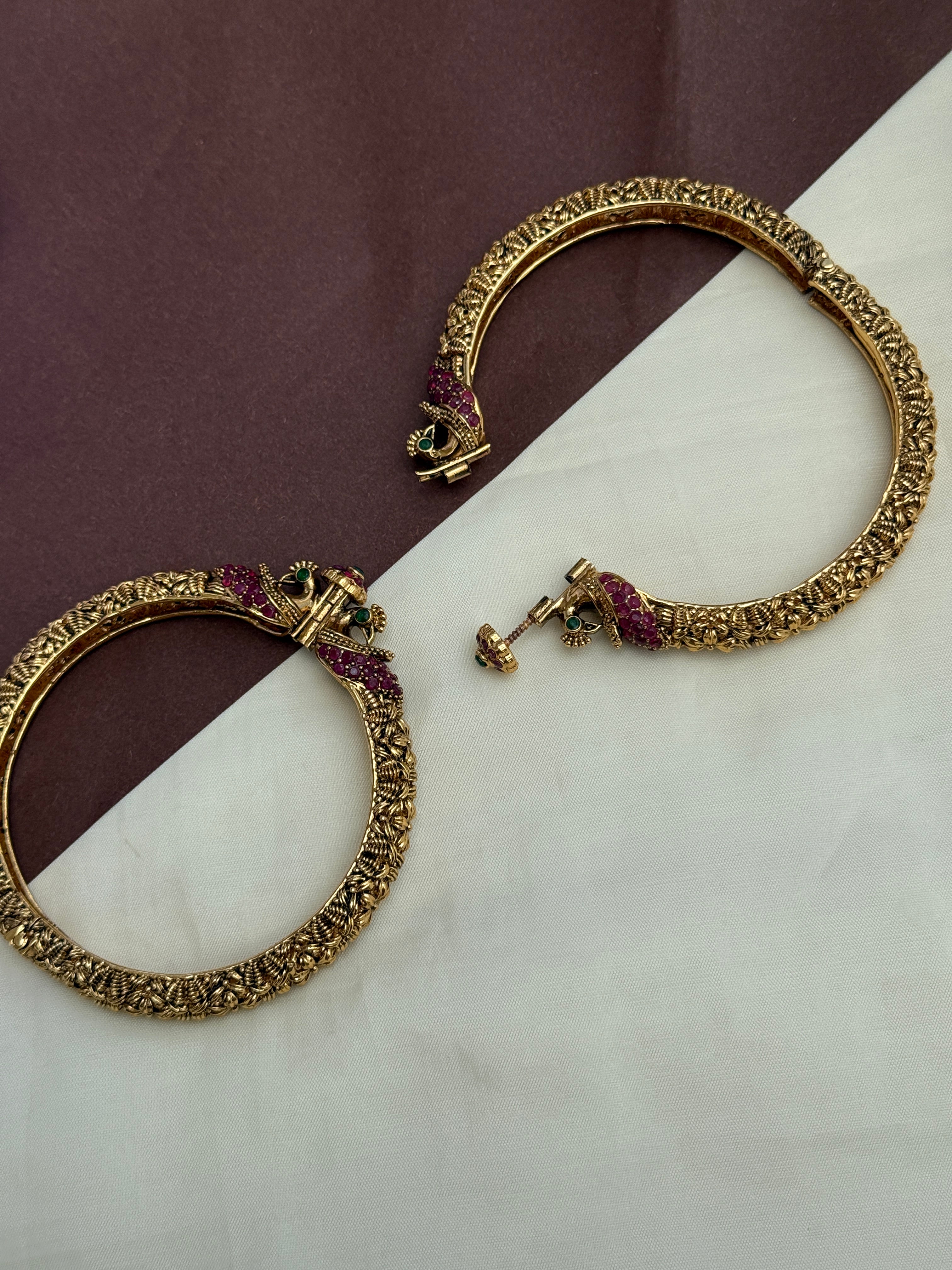Sb104 openable  dual peacock bangles..!