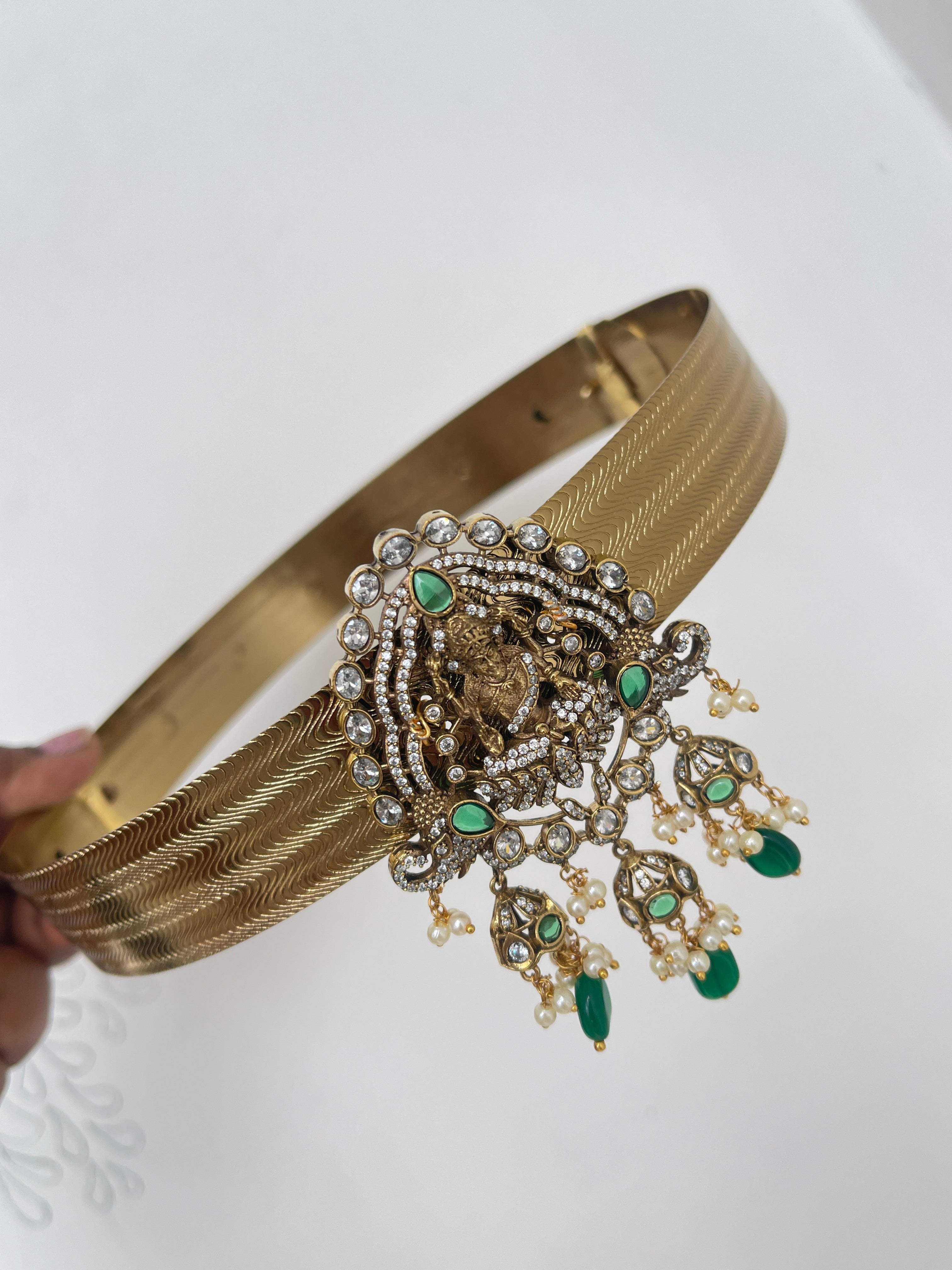 Textured belt with Lakshmi Devi Victorian pendant kids hipbelt