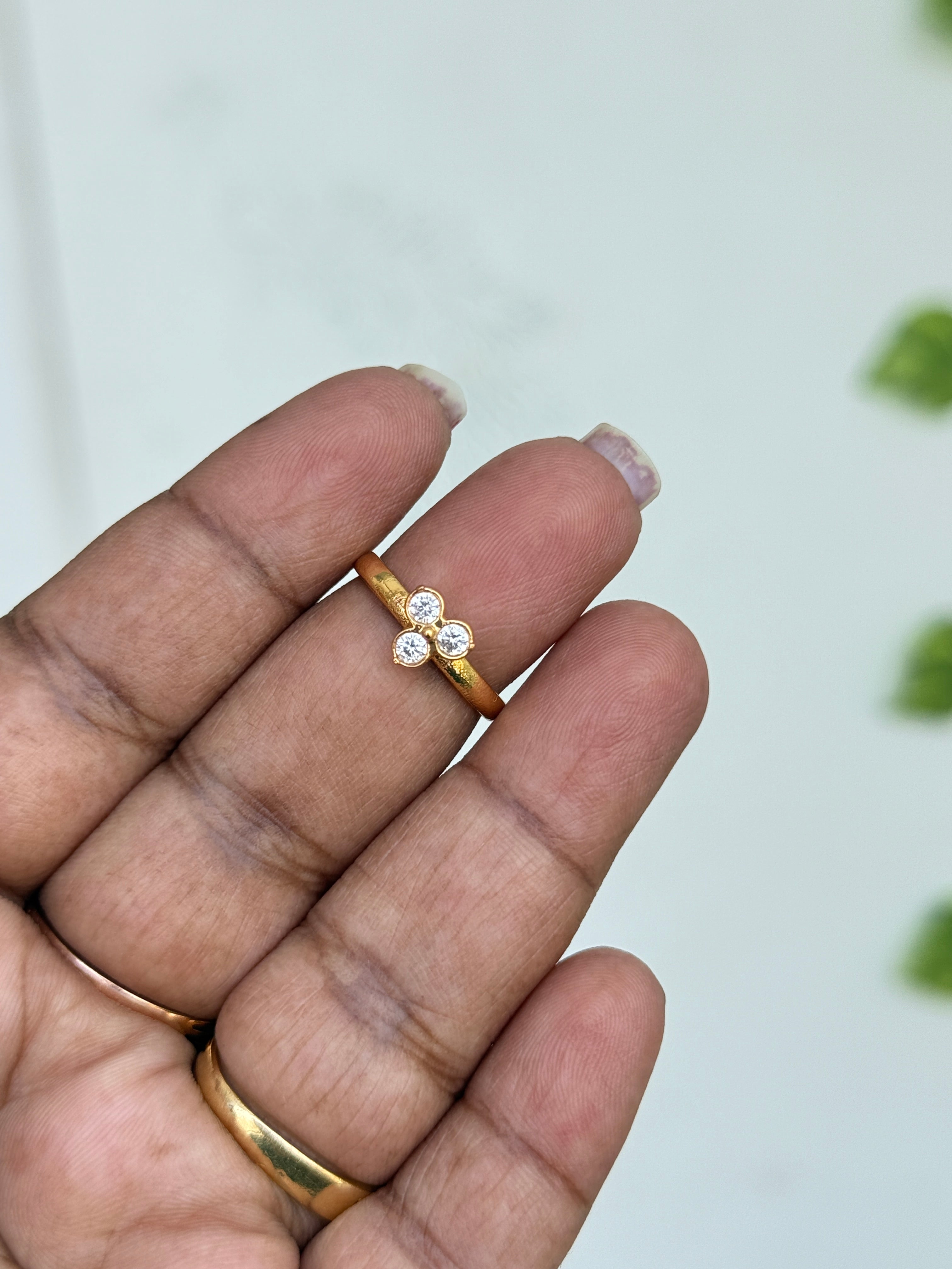 Ph270 panchaloham adjustable 3 stones ring's