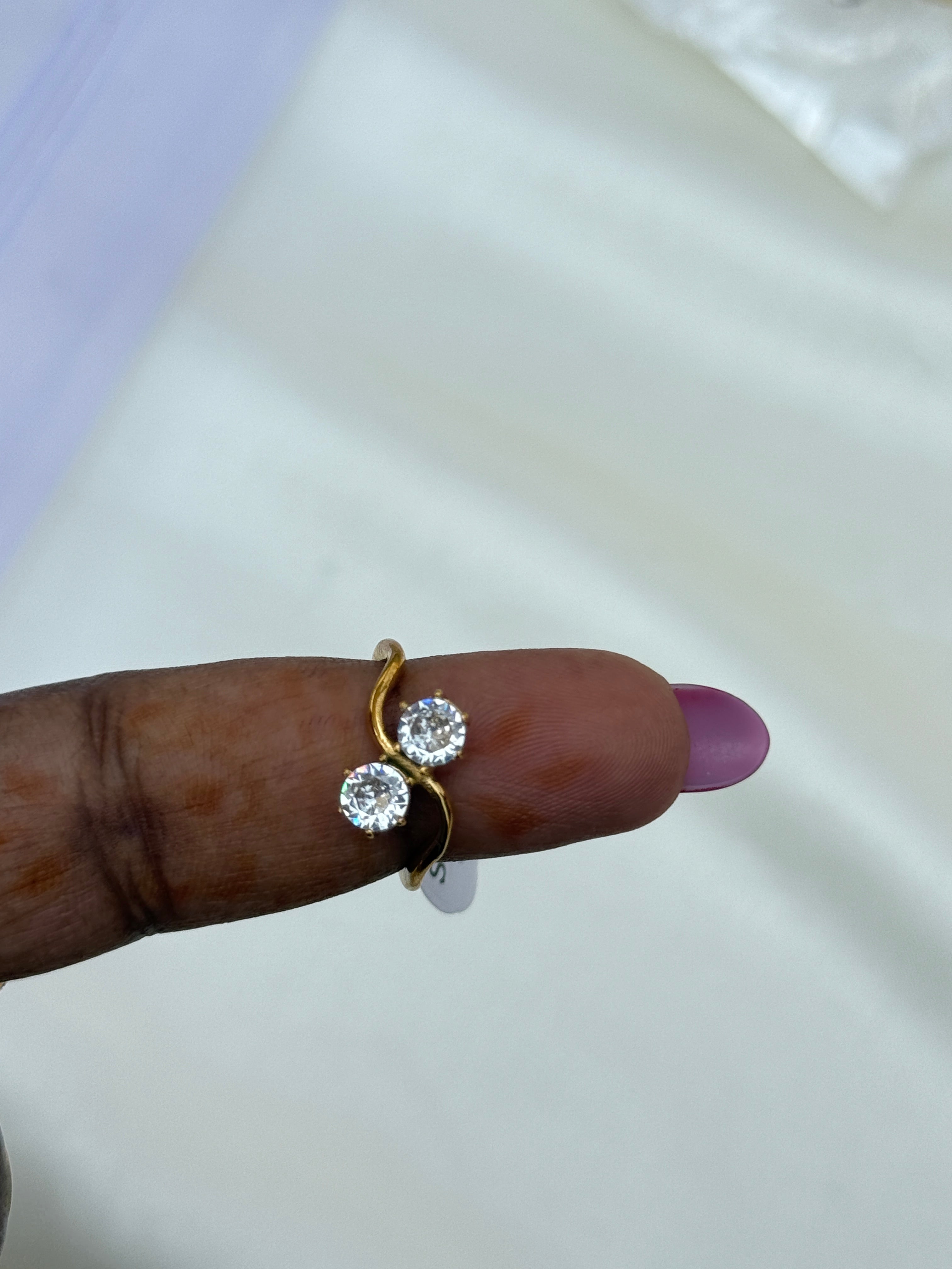 Rg053 anti tarnish 2 stones finger ring