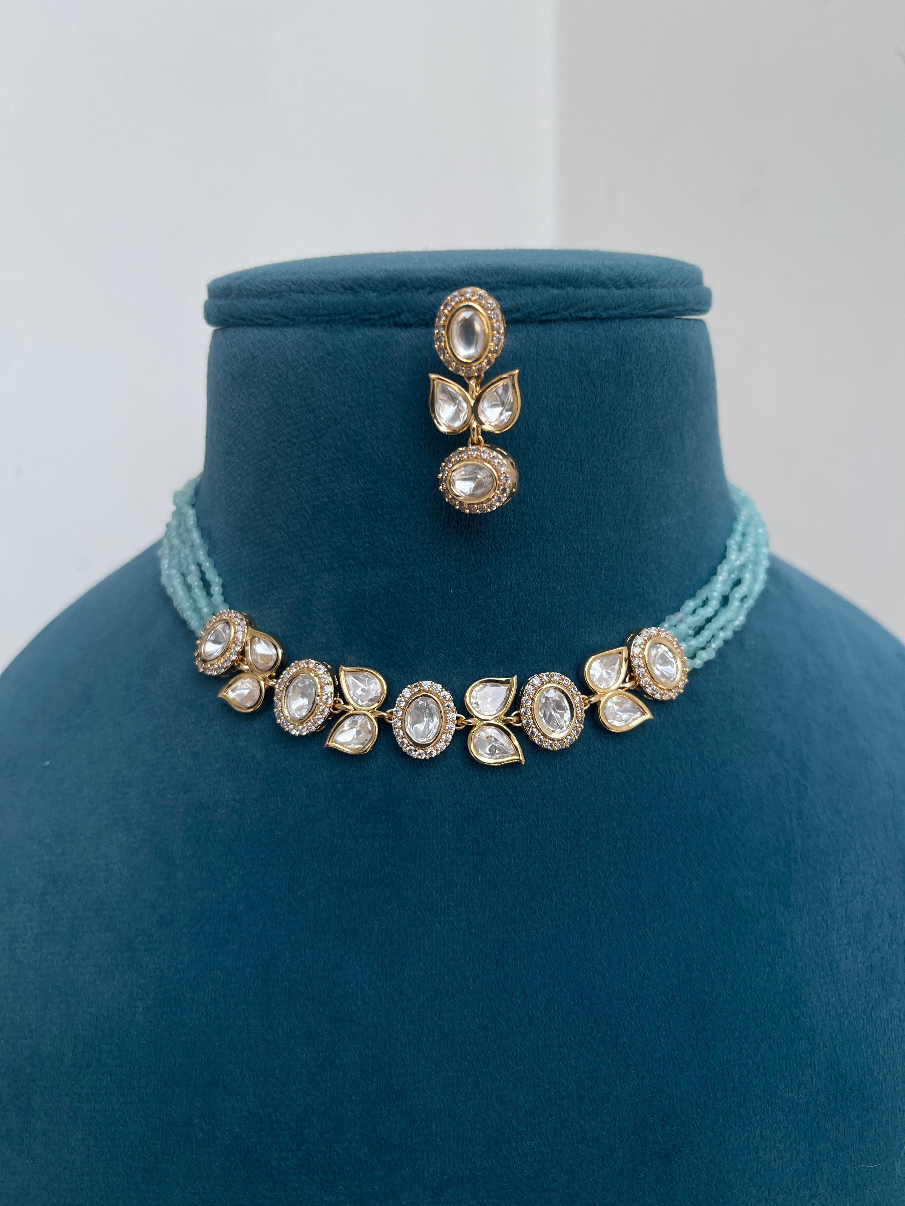Moissanite choker with earrings