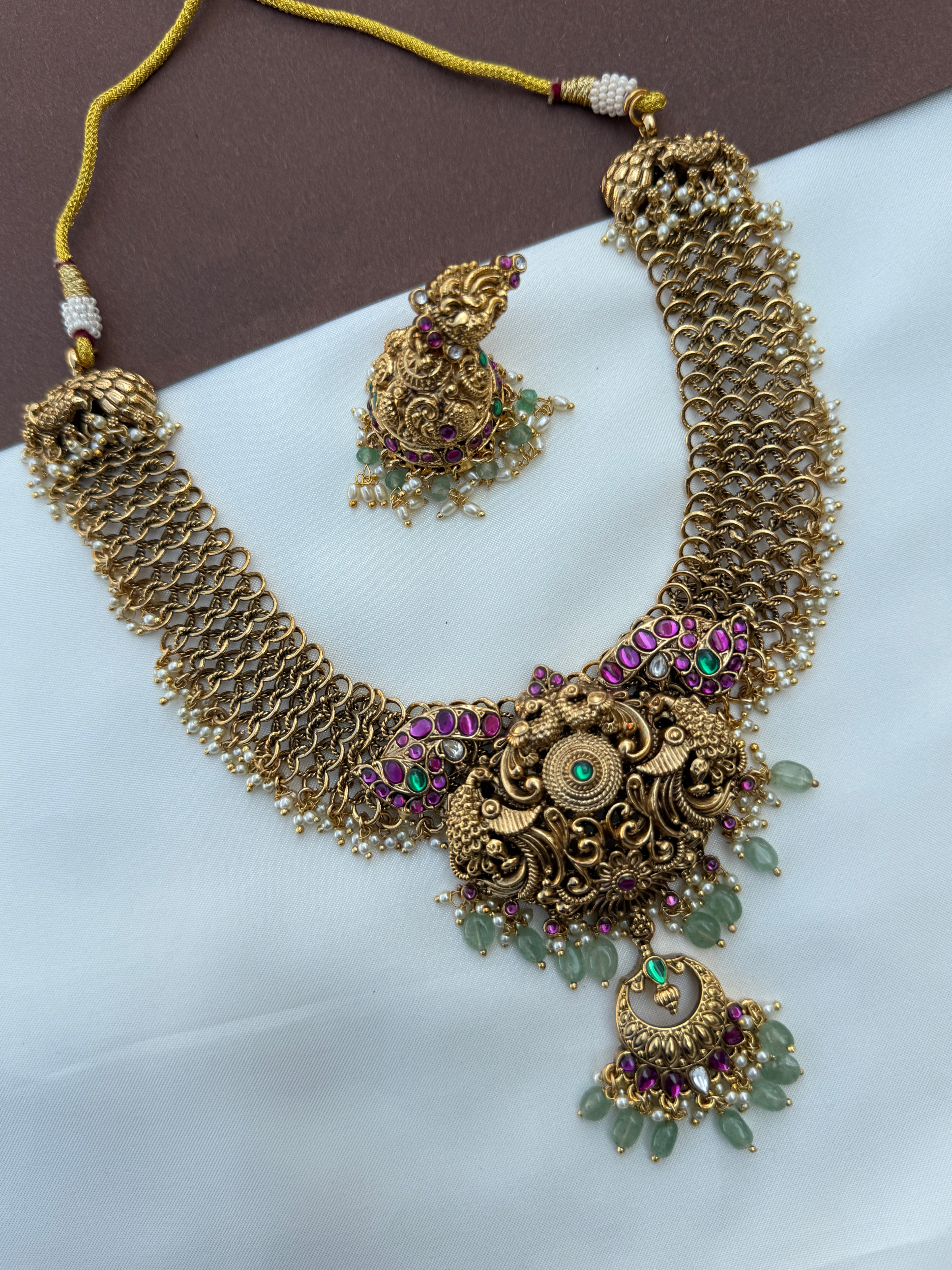 Ns650 jadau kundan nakshi golden loop neckset