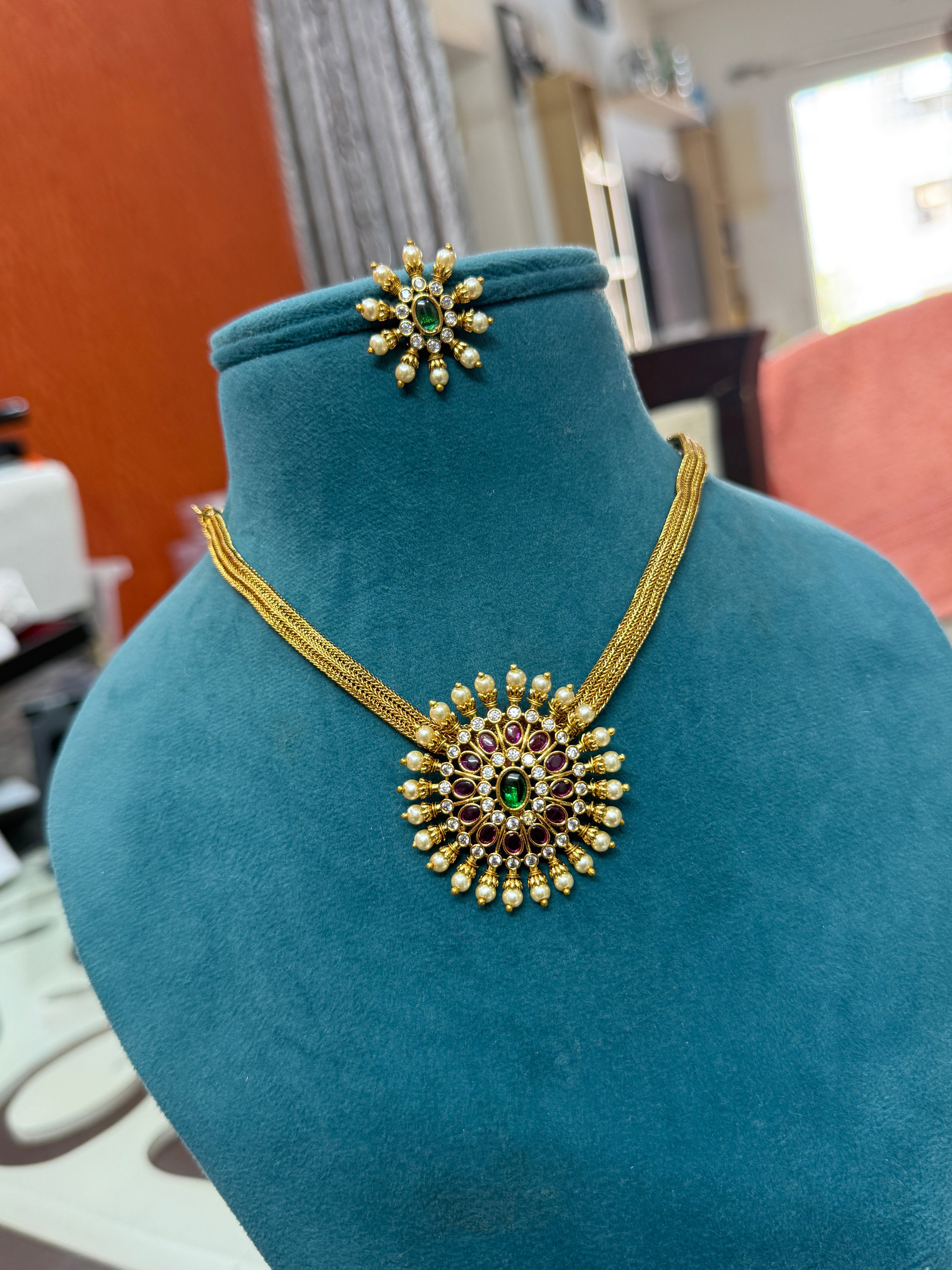 Ns288 nano chain with kemp pendant