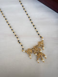 Single line Lakshmi Devi short blackbeads