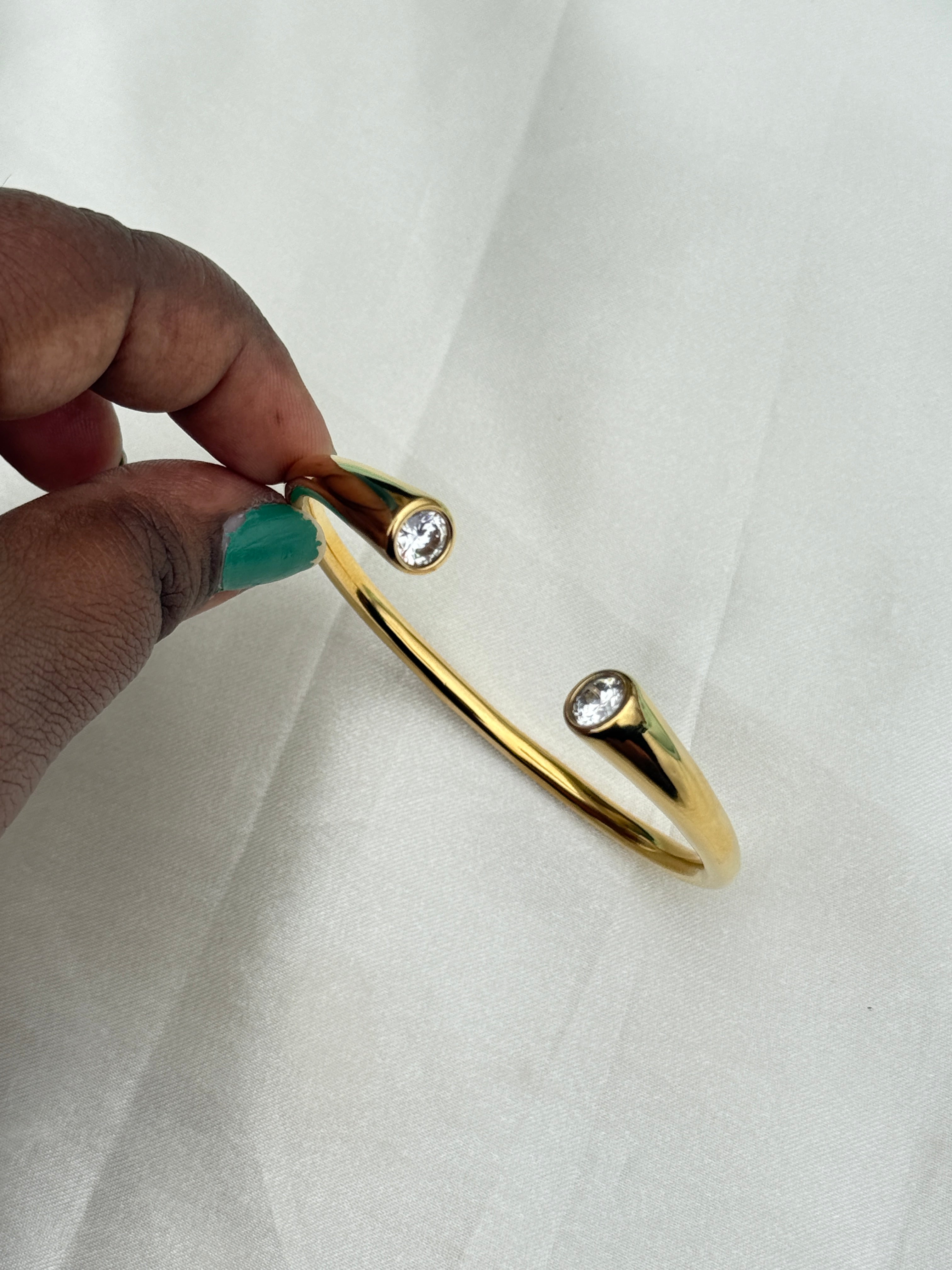 Ab579 anti tarnish 2stone 2:4 to 2:6 size opeanable kada bracelet