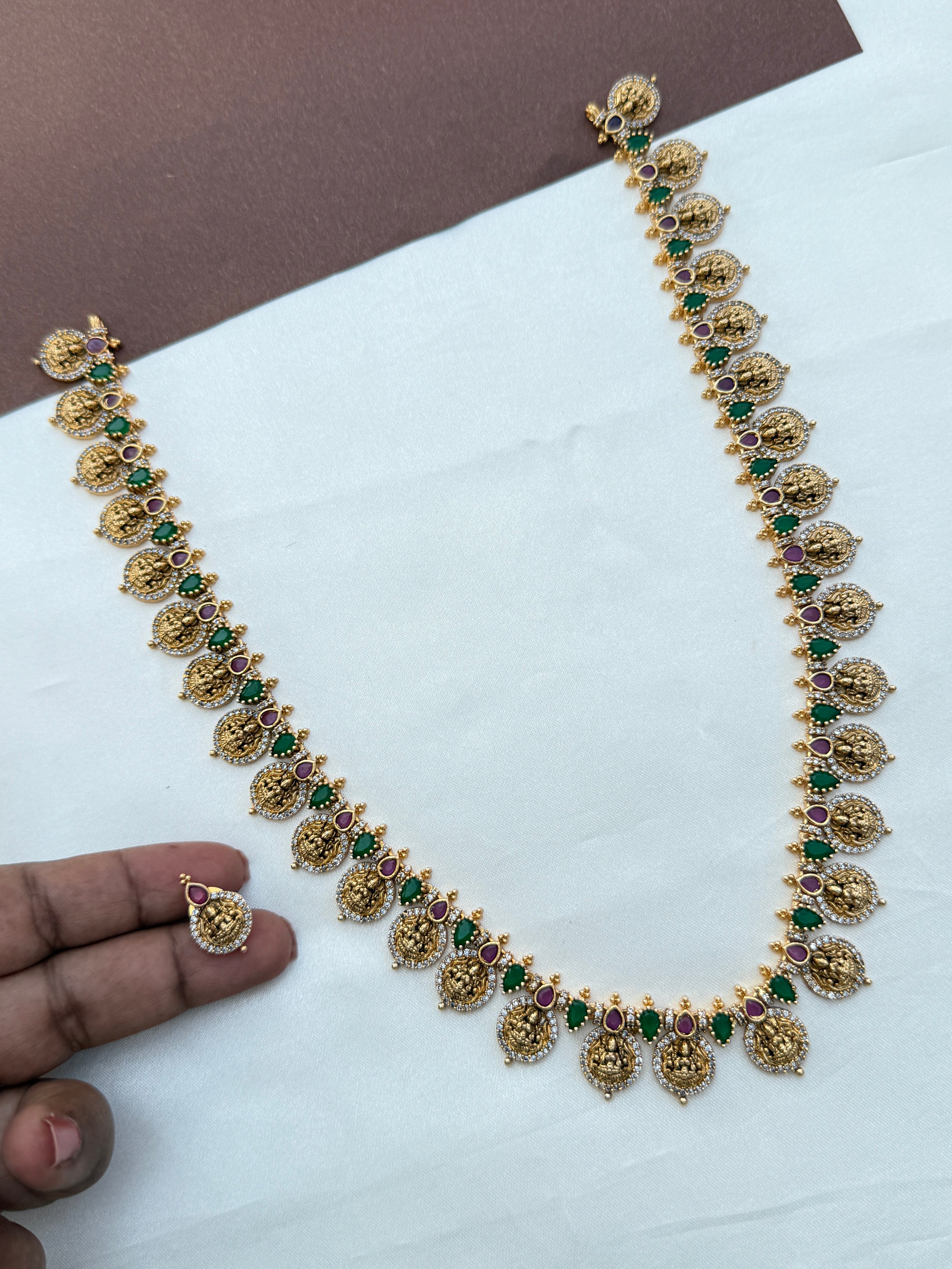 Lh561 Lakshmi devi 3/4th bottumala haram