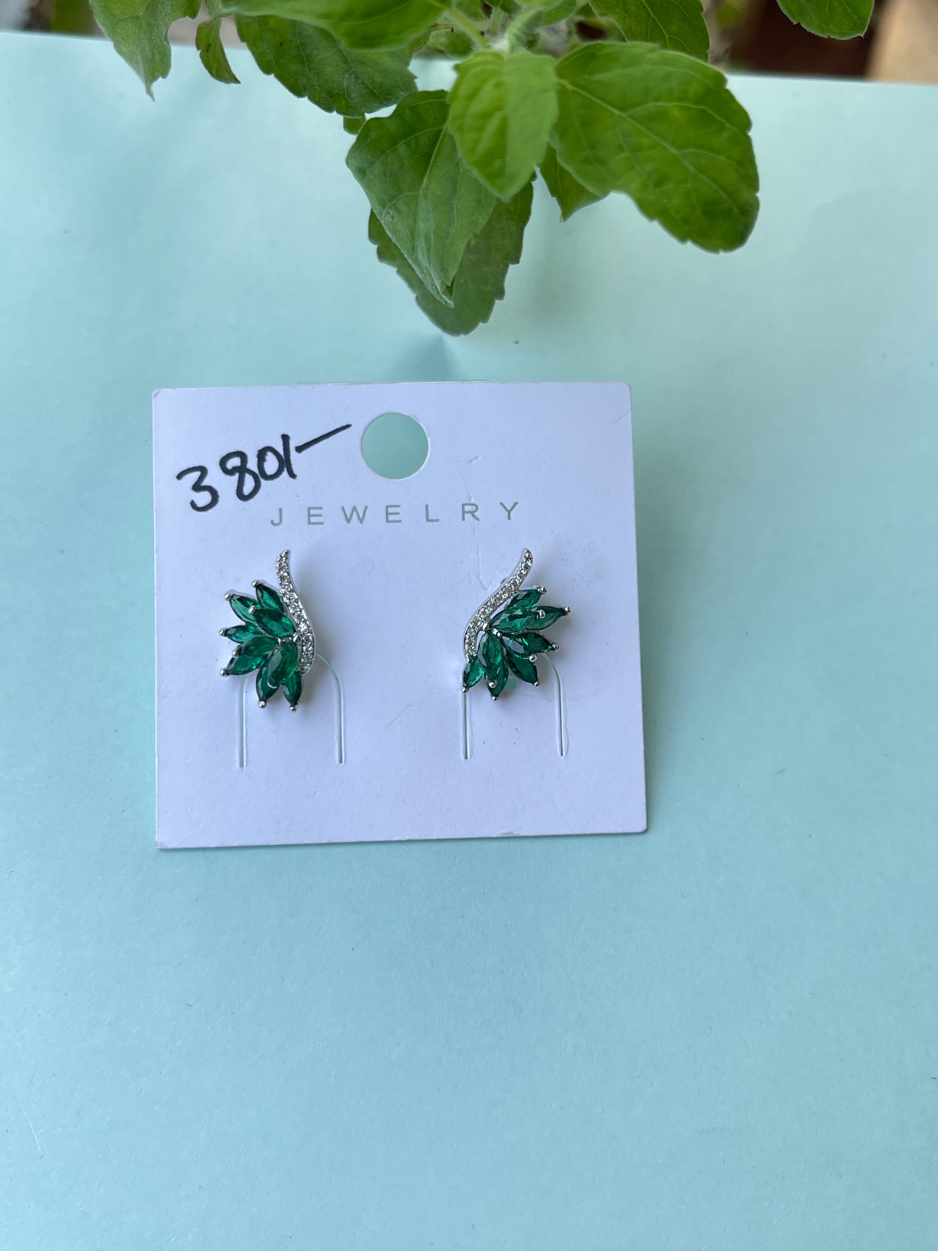Half flower studs in 5 colors