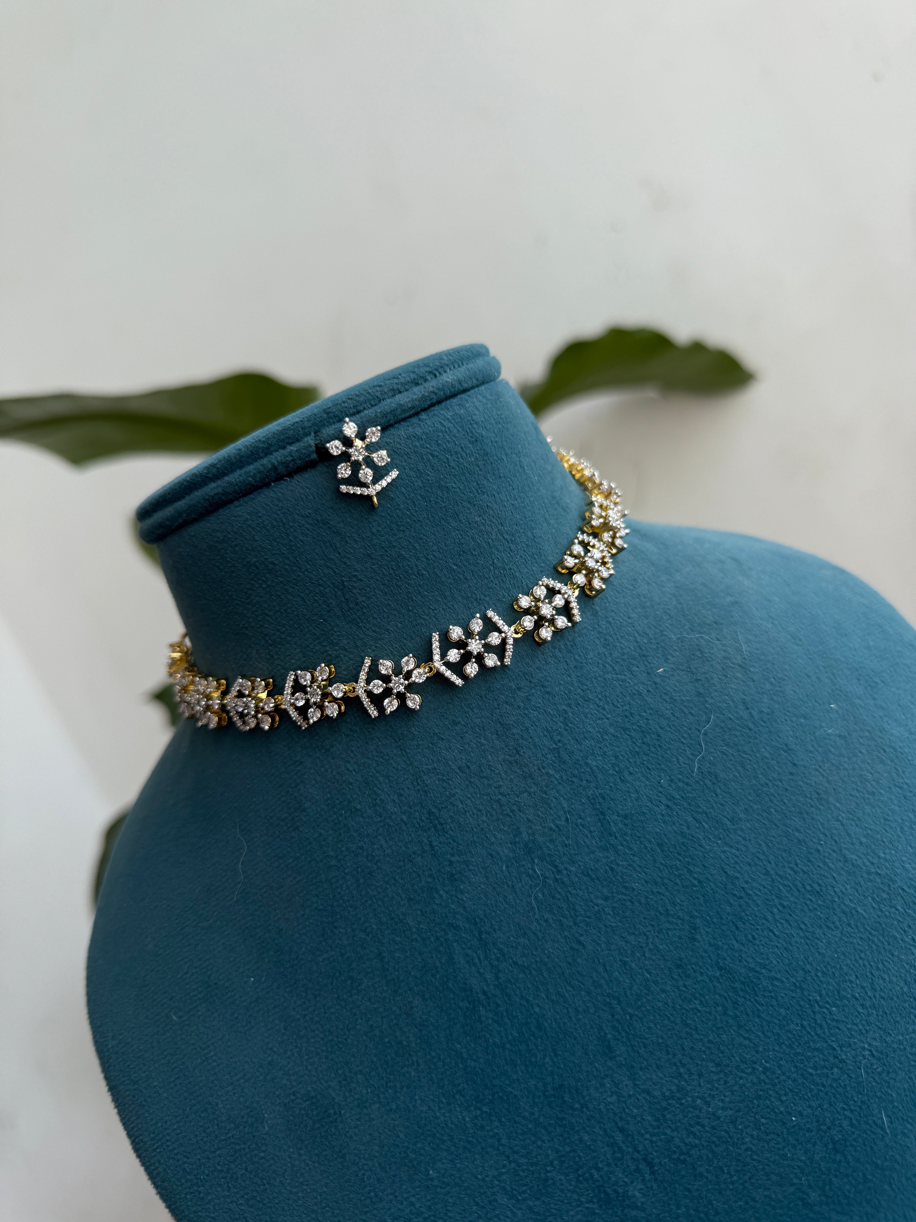Ns525 diamond replica neckset