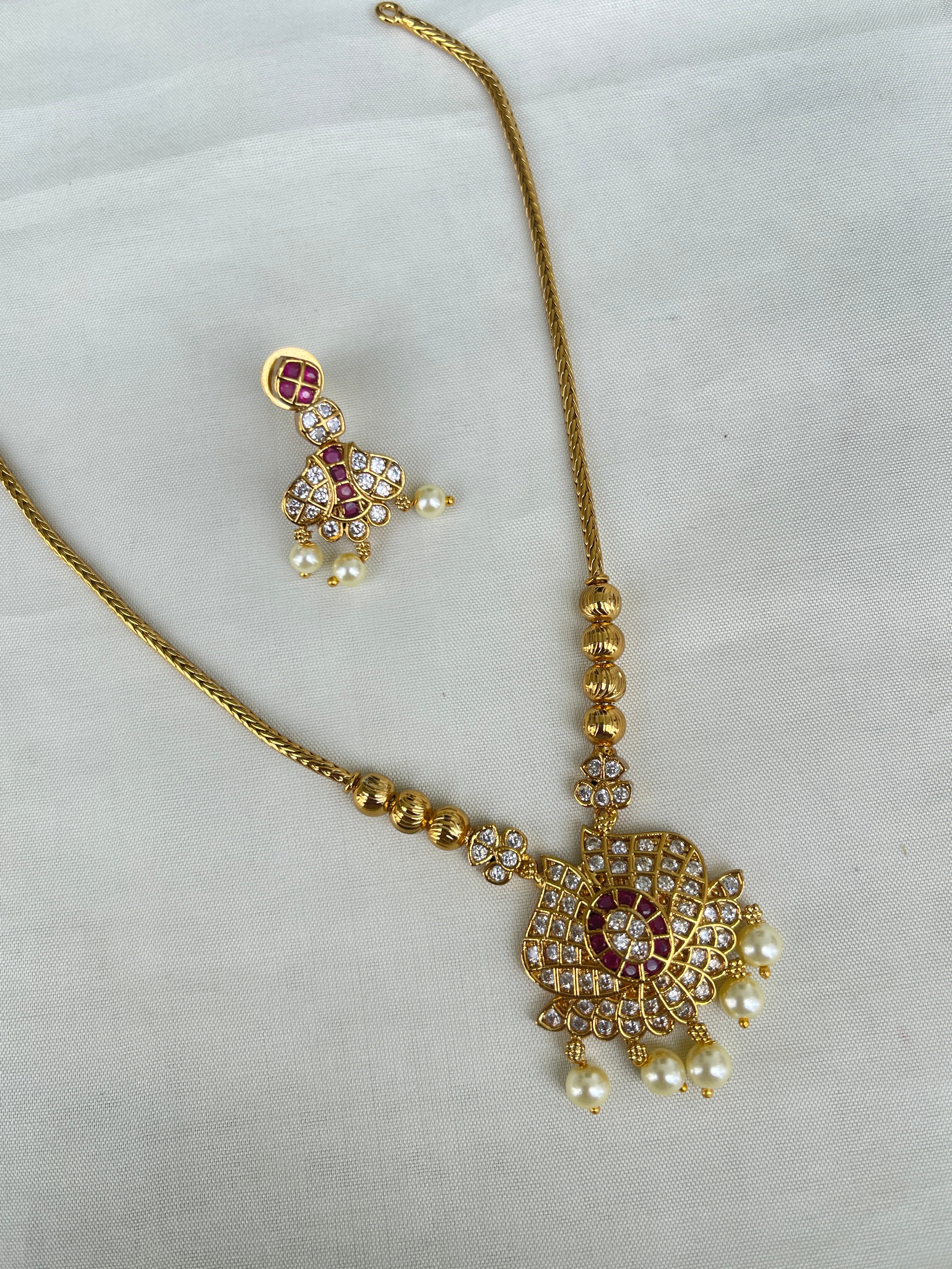 Chokar with earrings suits for kids ck1592