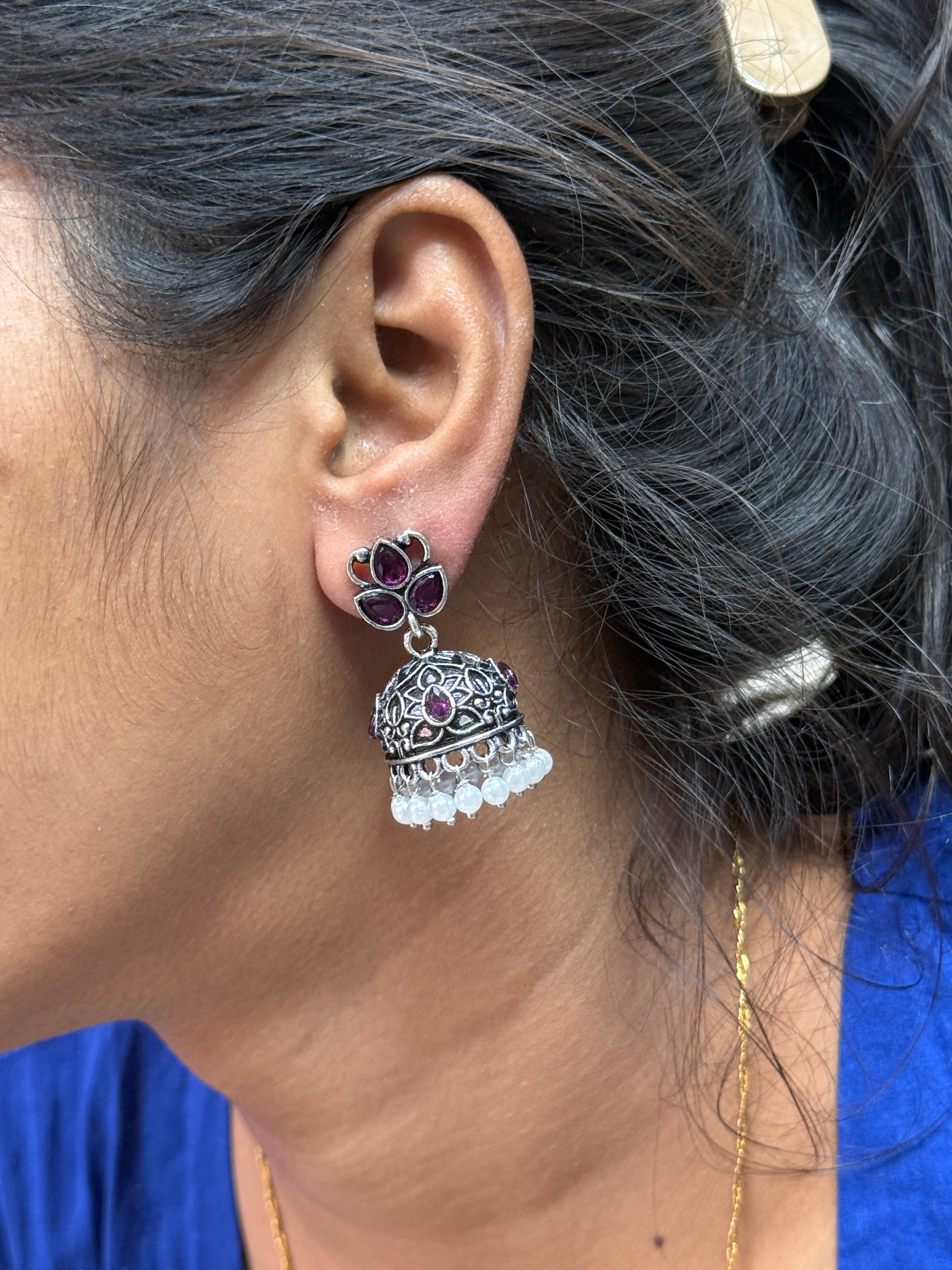 ER207 oxidised butta back push earings