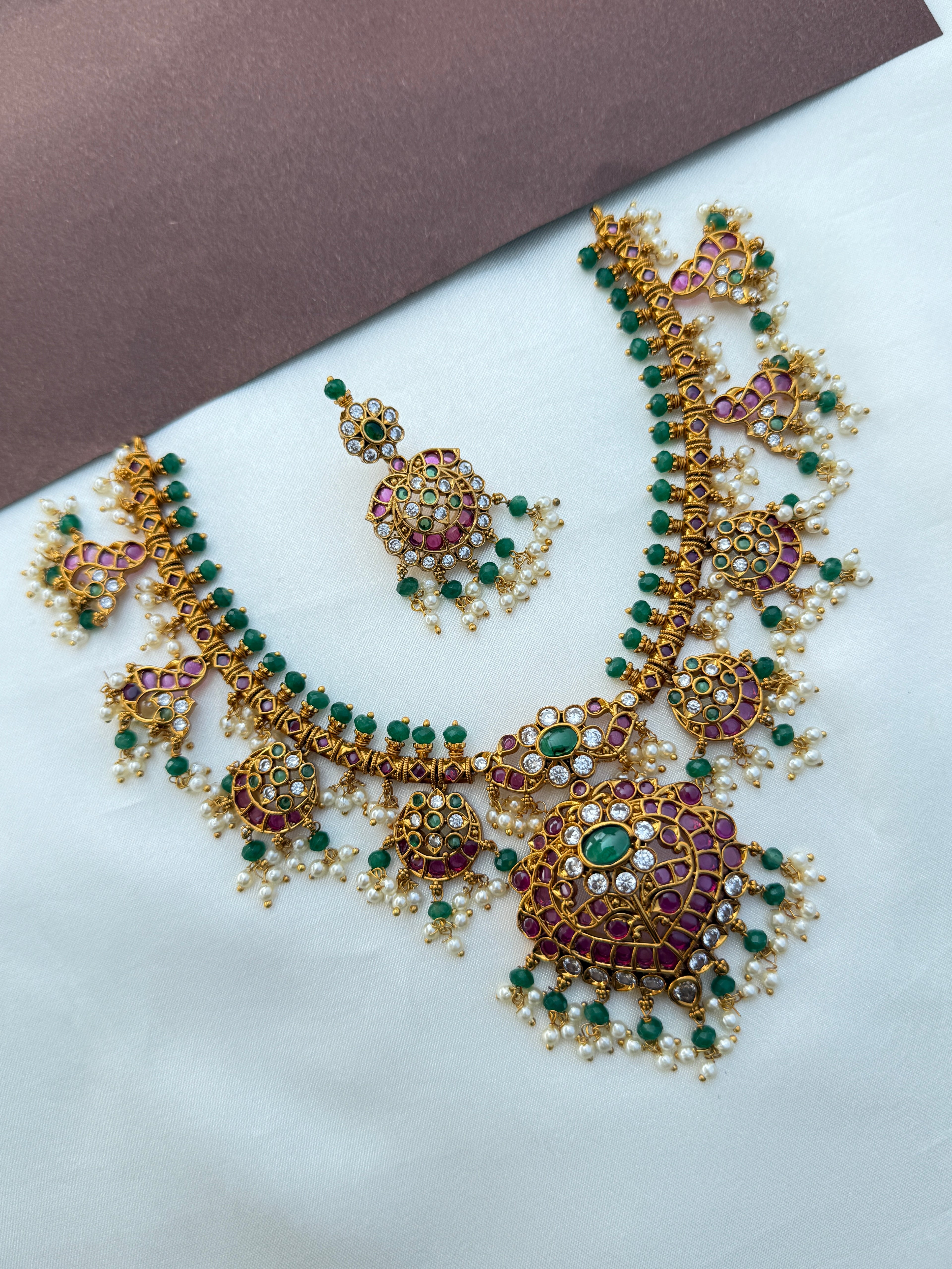 Ns589 guttapusalu kemp neckset