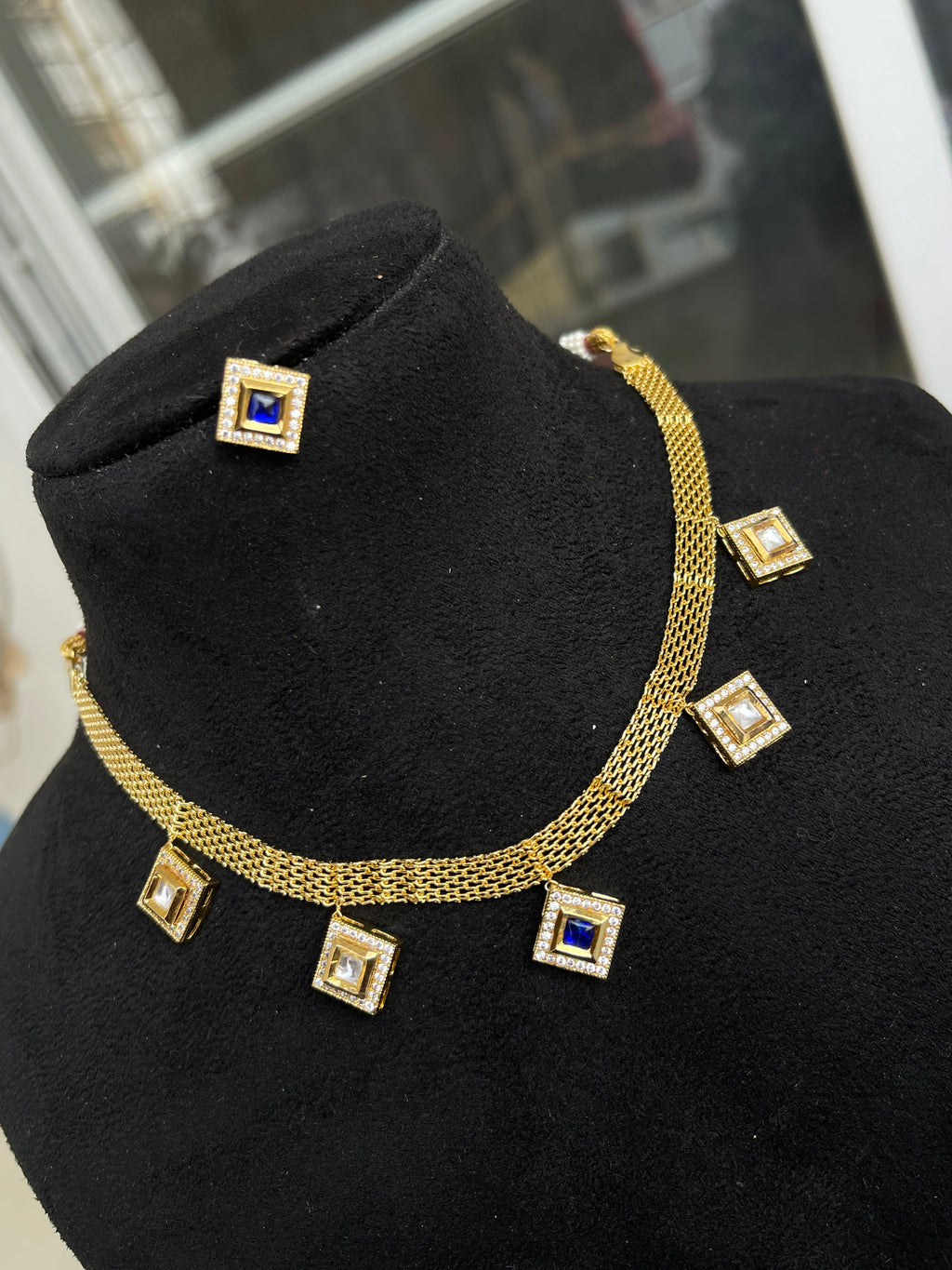 5 square simple neckset ns2004