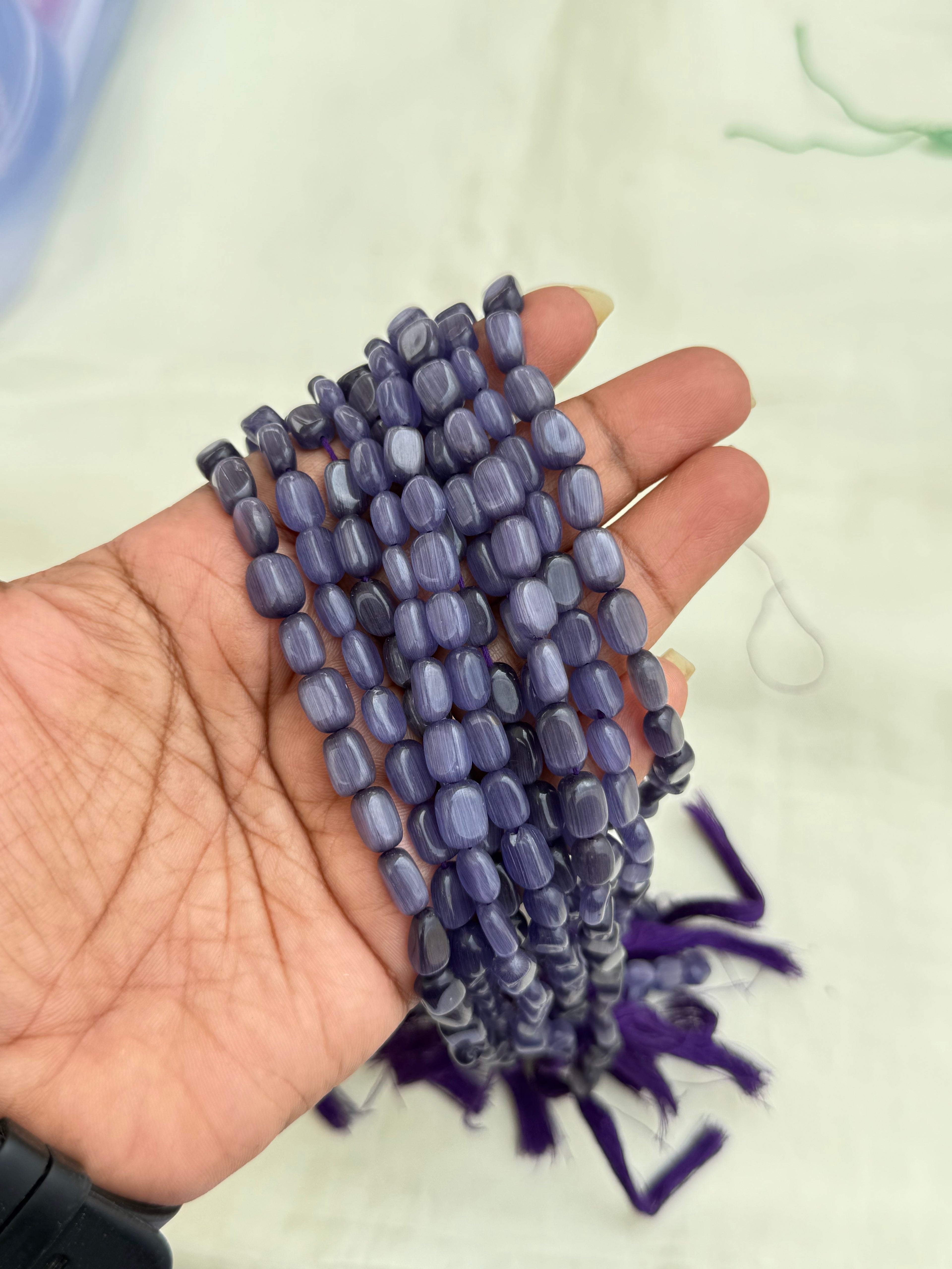 Rb002 Monalisa beads in light green and purple(single line 150/-)