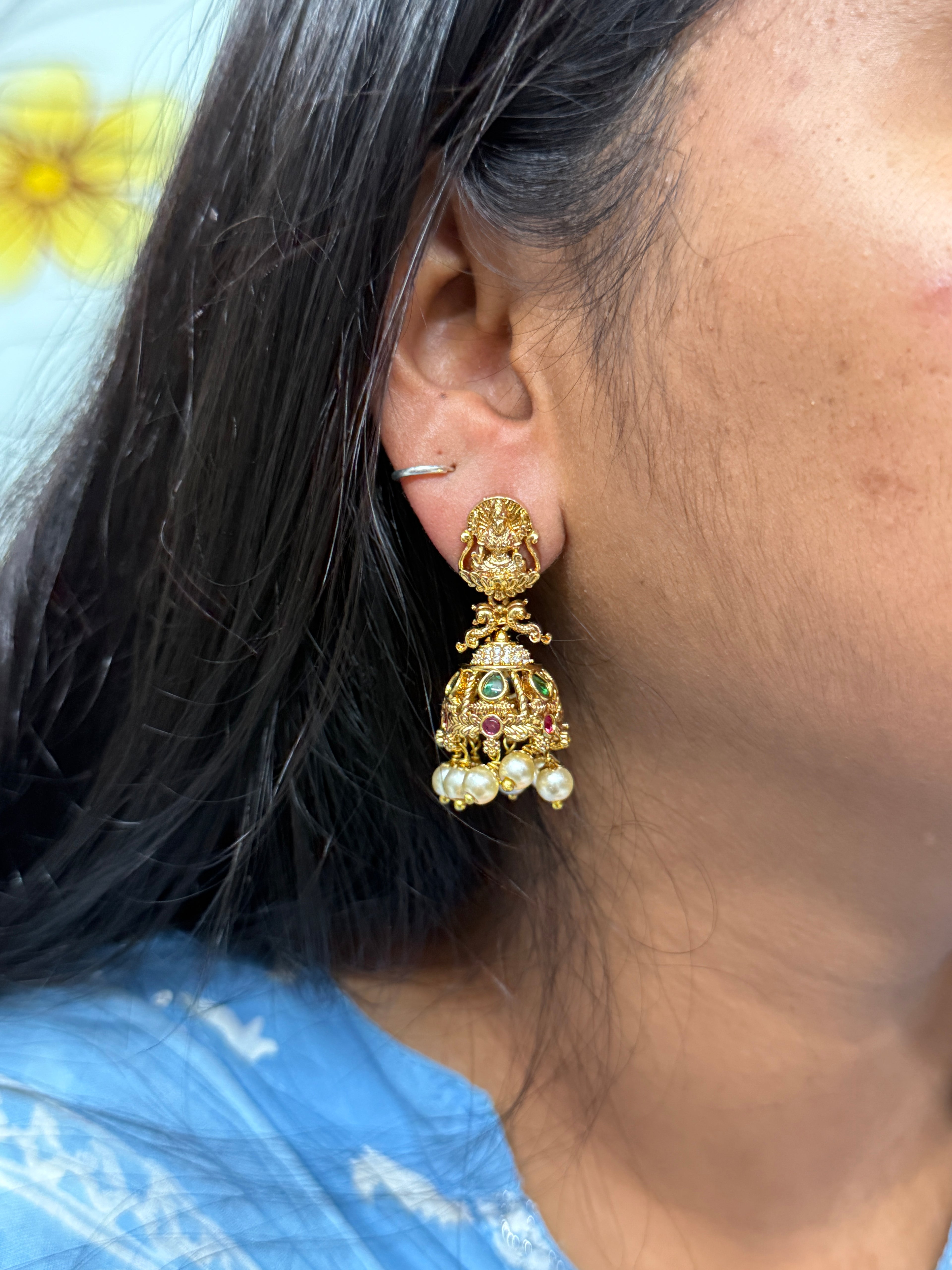 Er73 Lakshmi Devi small butta Earrings