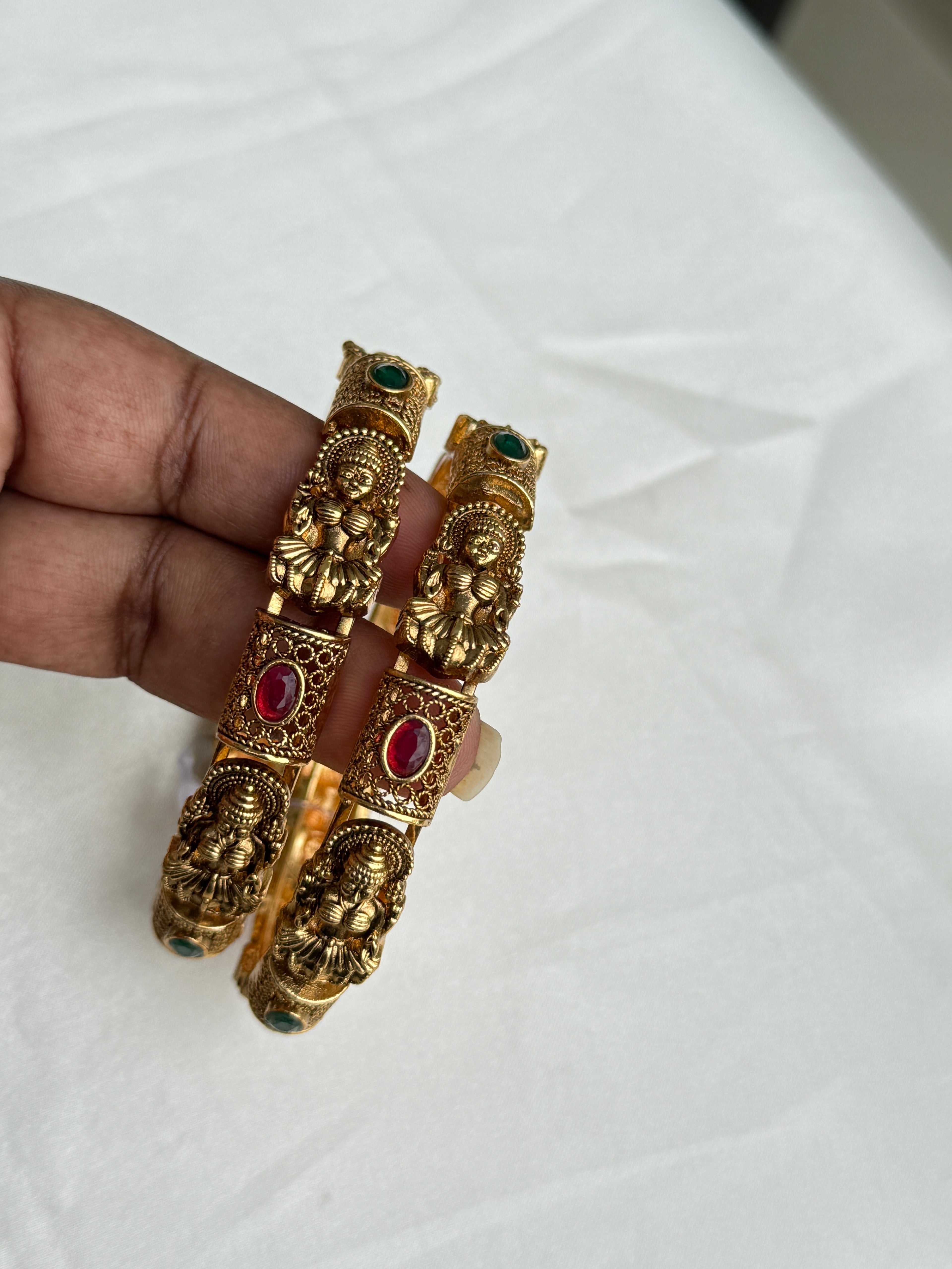 Sb108 Lakshmi Devi 2-12 bangles