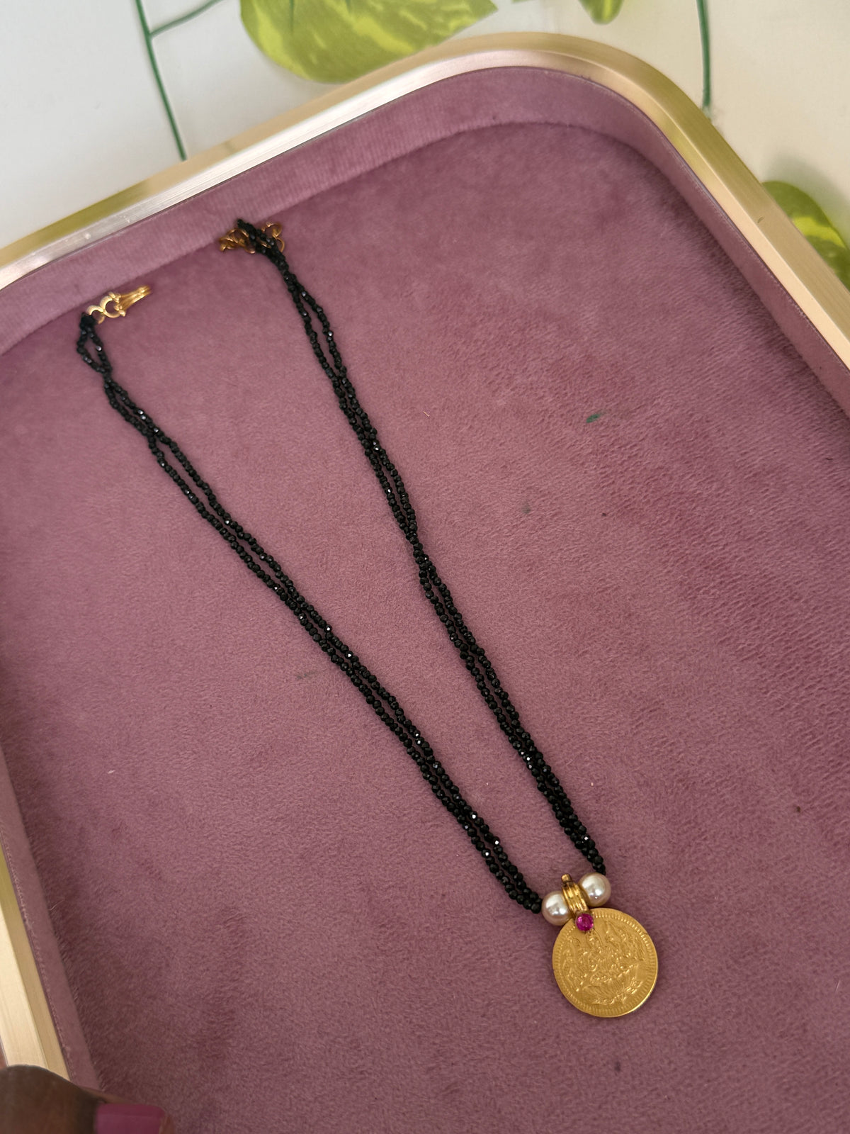 Crystal beads 2 layers with Panchaloham kasu pendant 16 inches black beads bb360
