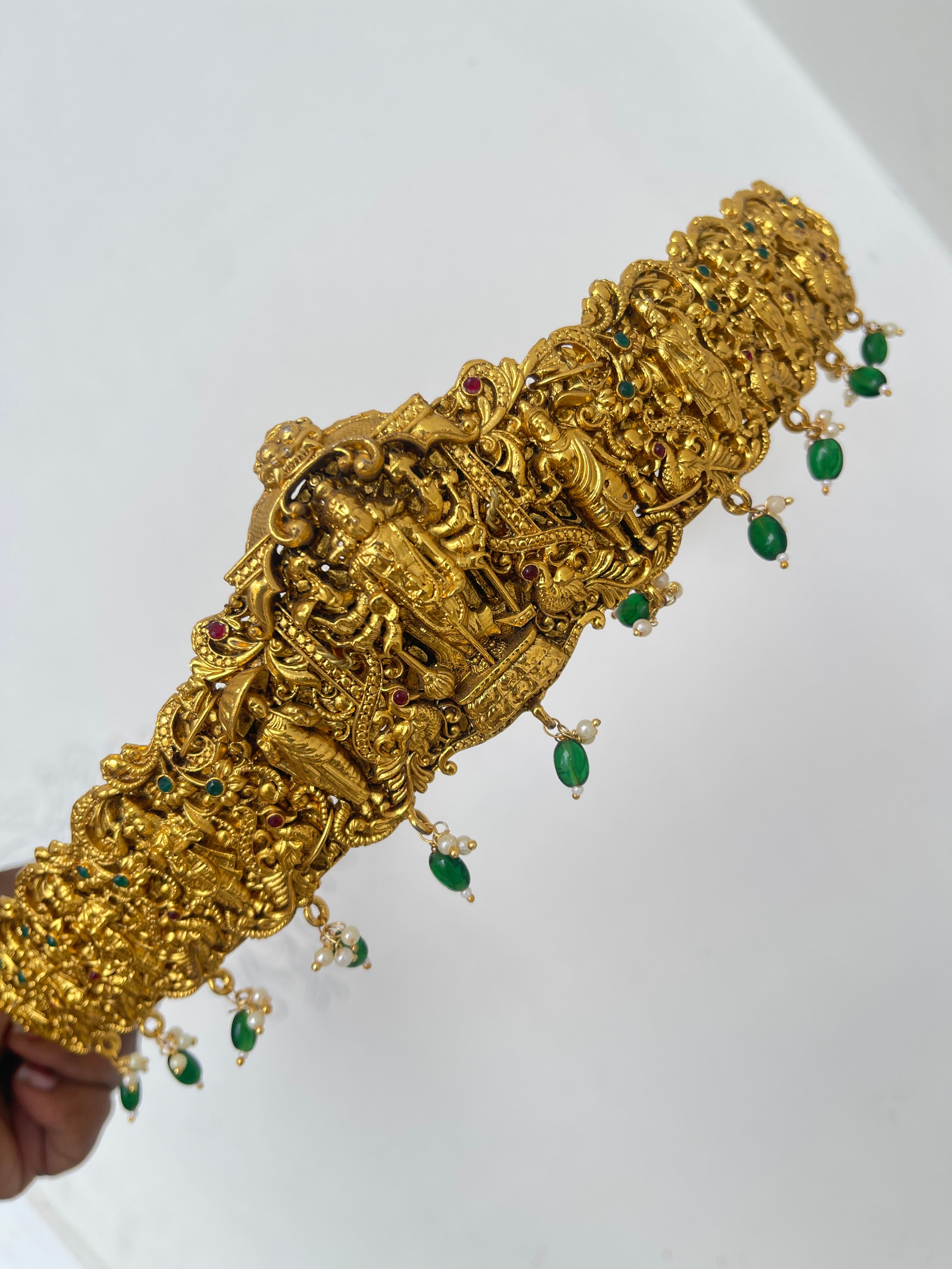 Adults hipbelt with green beads hb30001