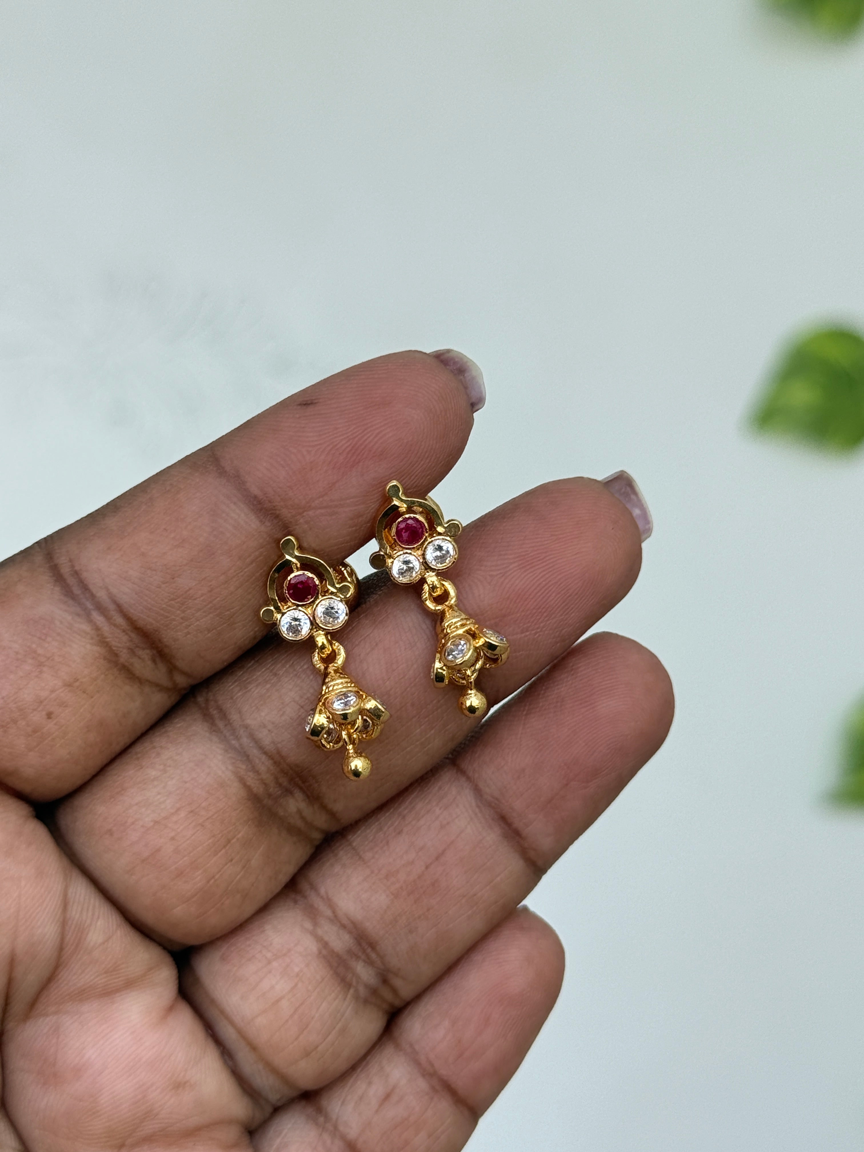 Ph408 panchaloham small butta back screw earrings