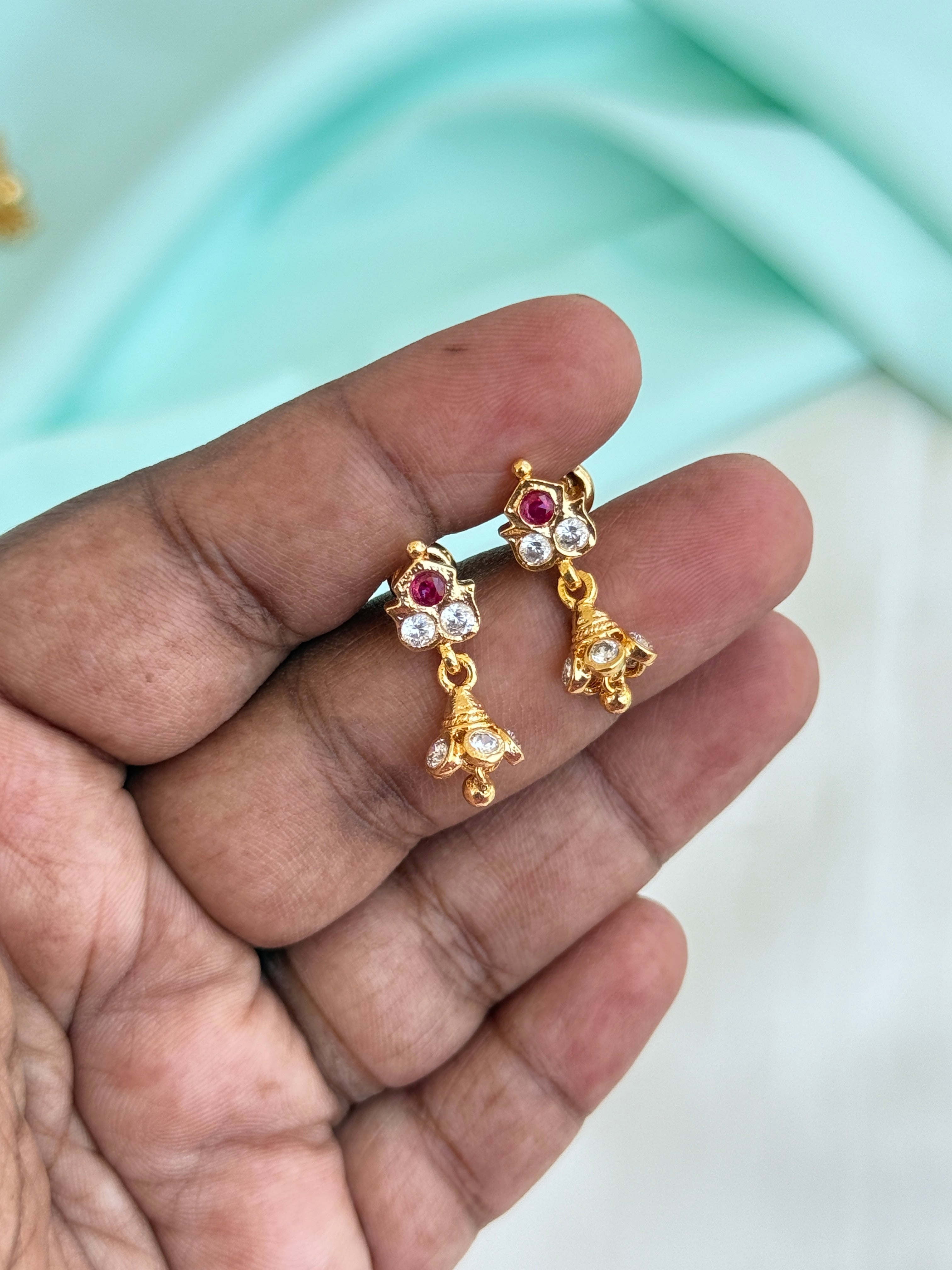 Ph508 Panchaloham small butta back screw earrings