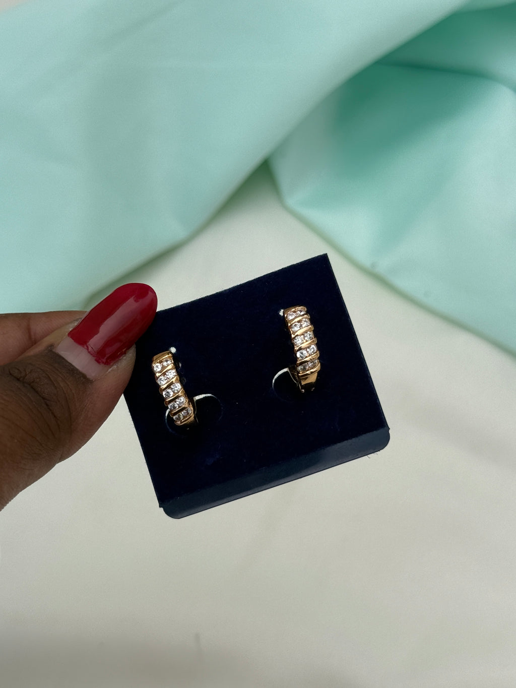 St082 anti tarnish hoops earrings