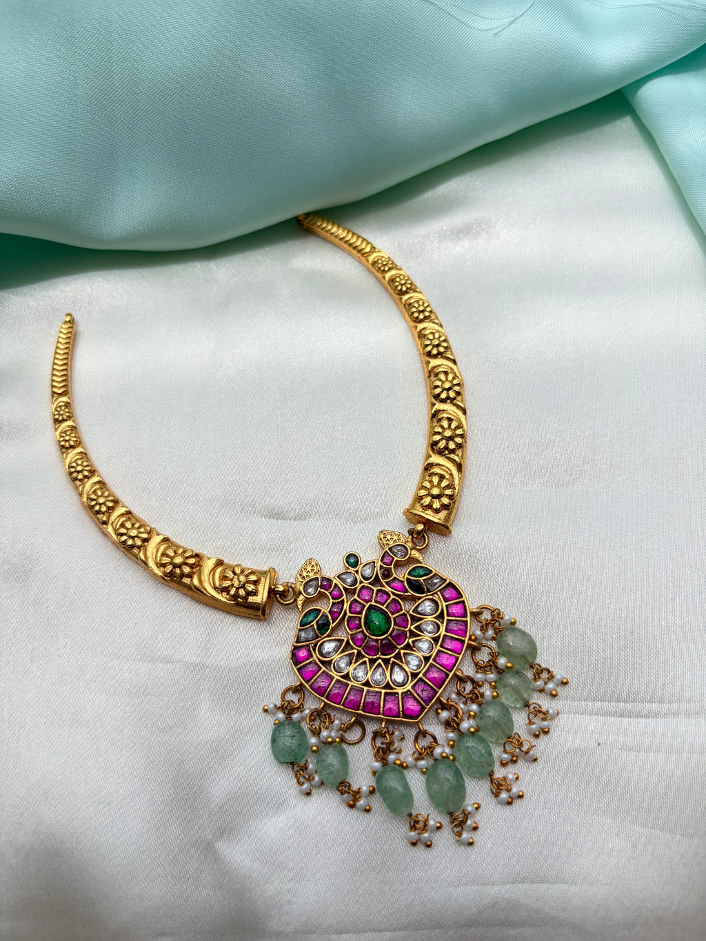 Jadau Kundan peacock with green beads kante neckset ns233