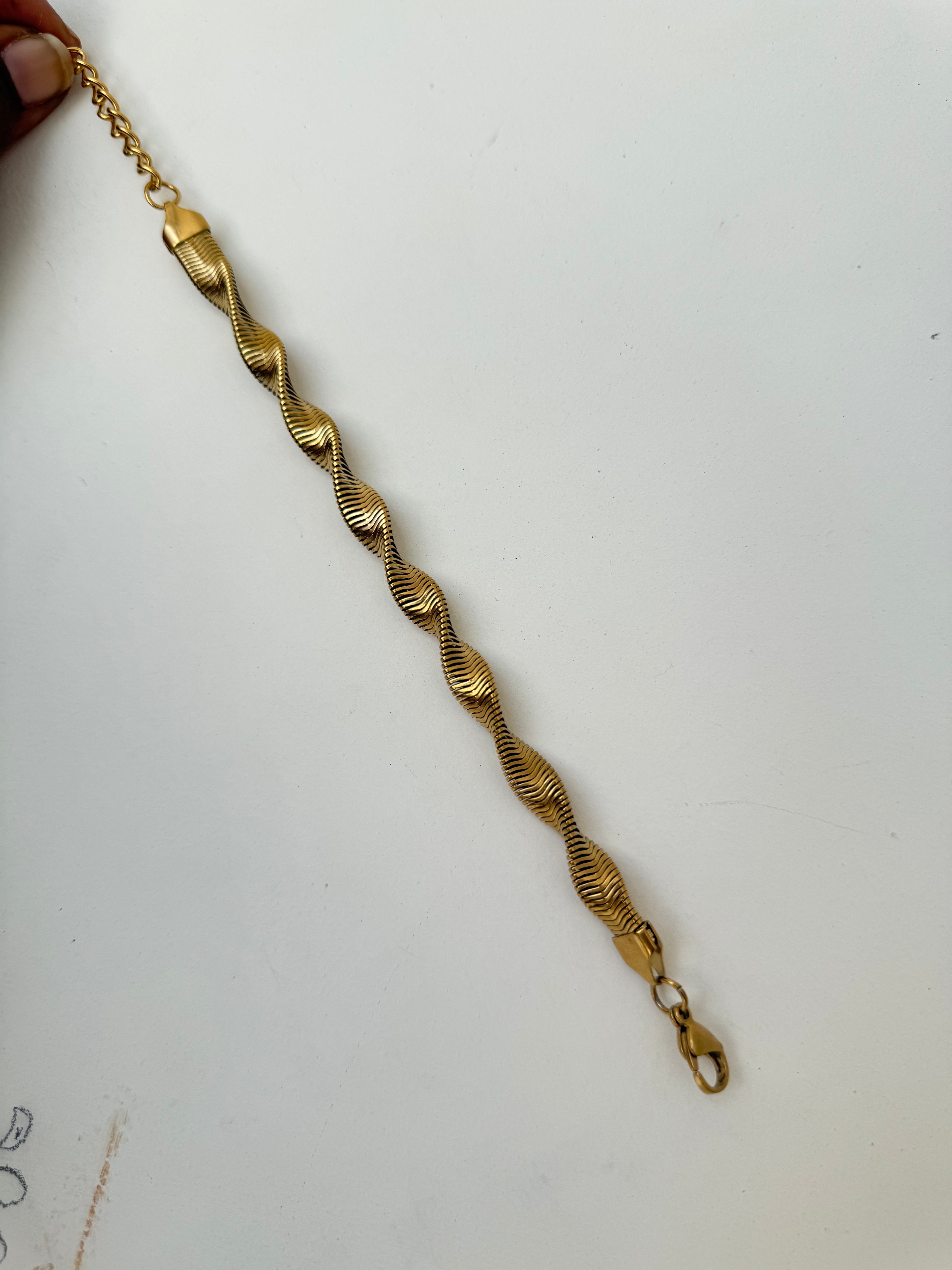 Br005 anti tarnish bracelet