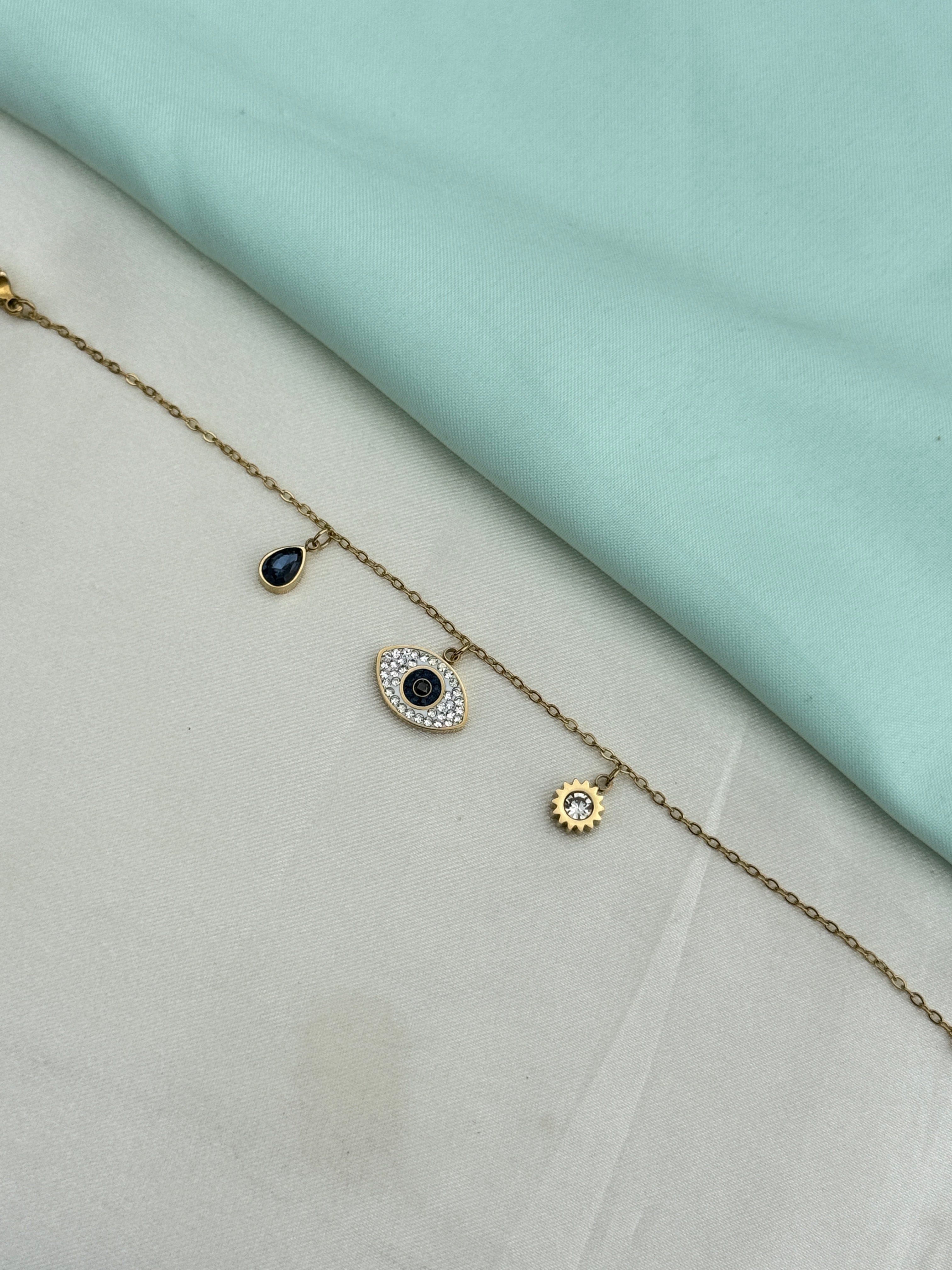 Ab609 anti tarnish evileye 8 inches 2.6 to 2.8 size chain adjustable bracelet