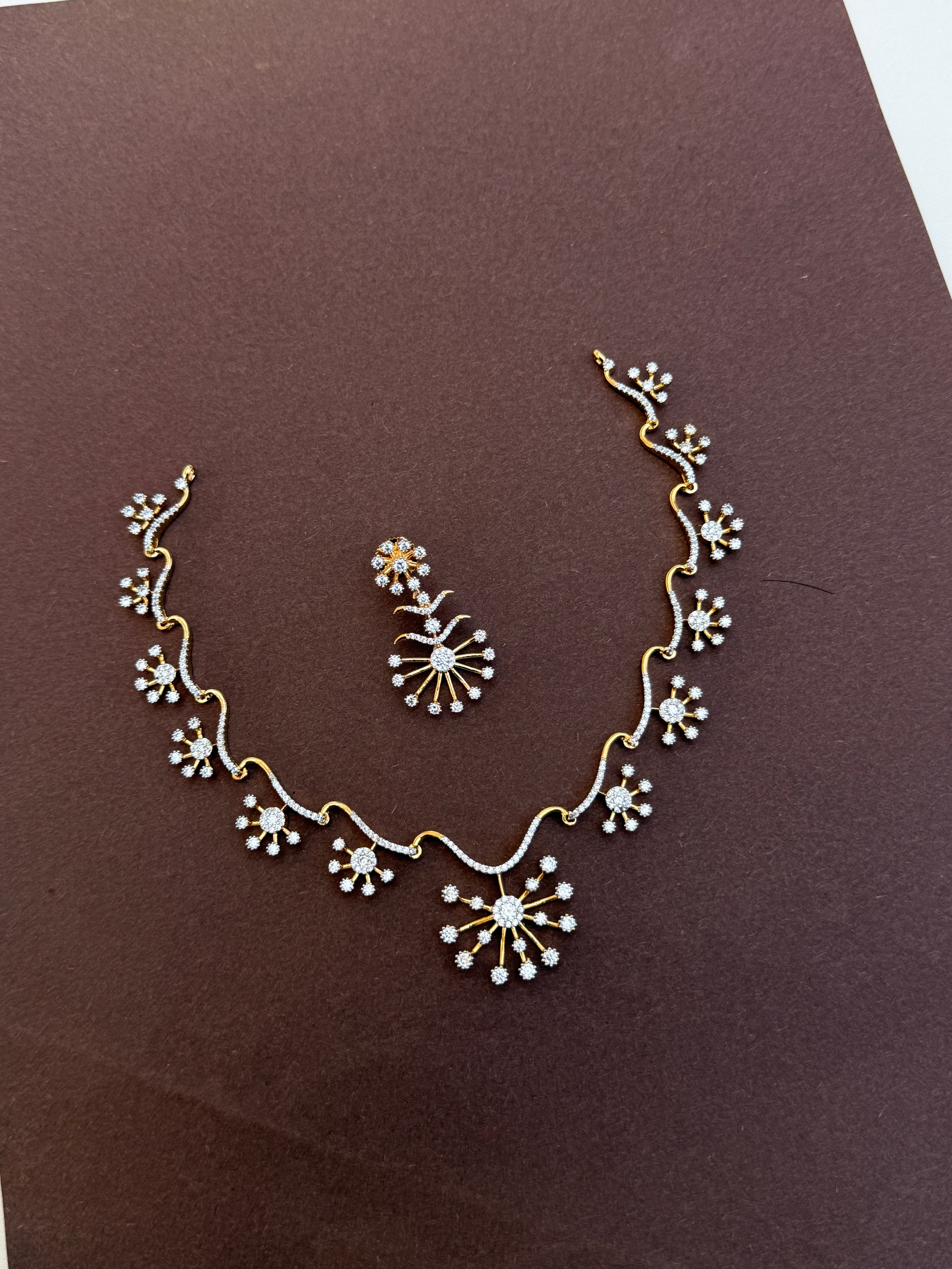Ns802 simple diamond finishing flower neckset suits for kids and adults