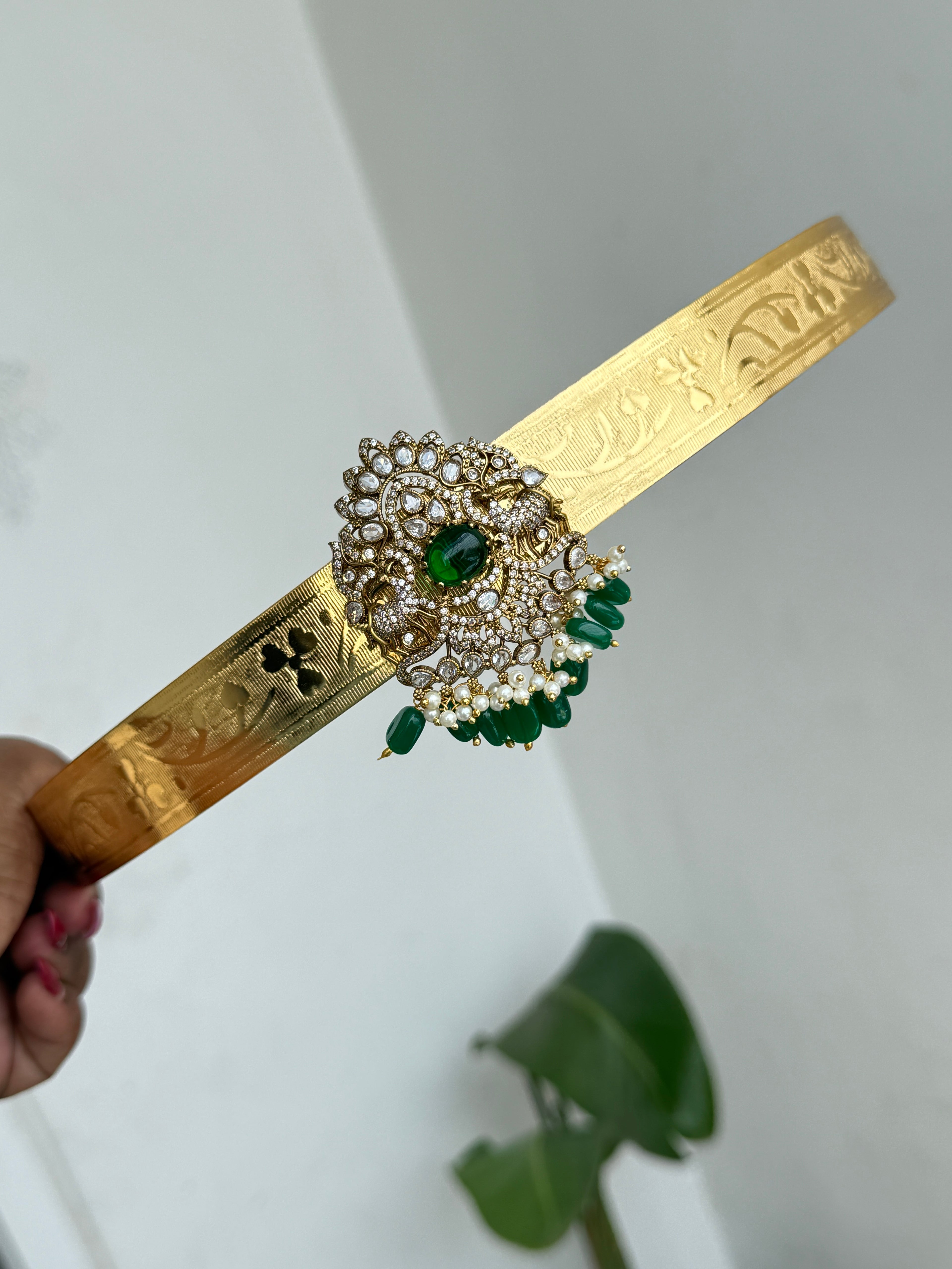 Hb640 adults texture hipbelt with green beads