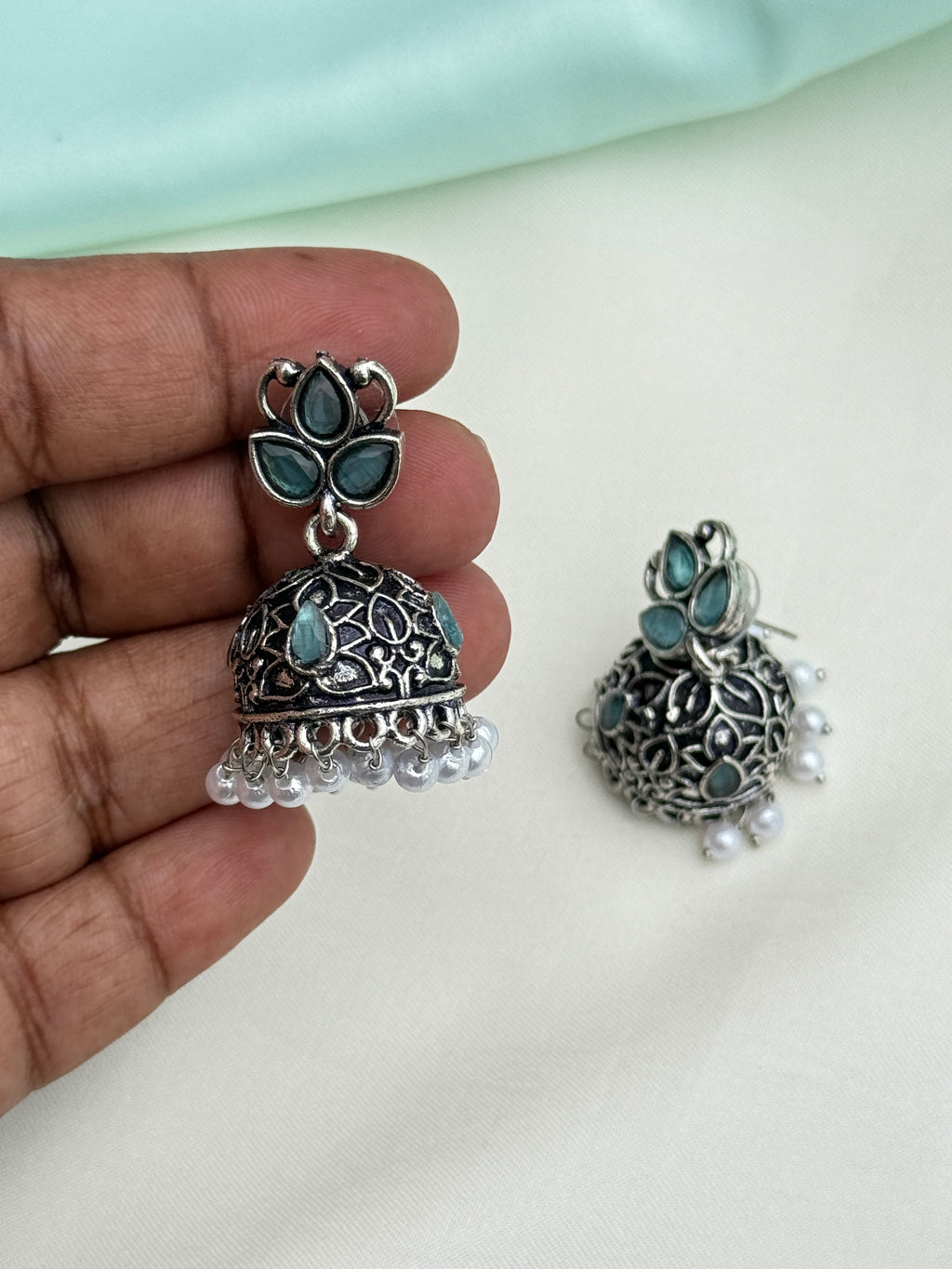 Er207 oxidised butta back push earings