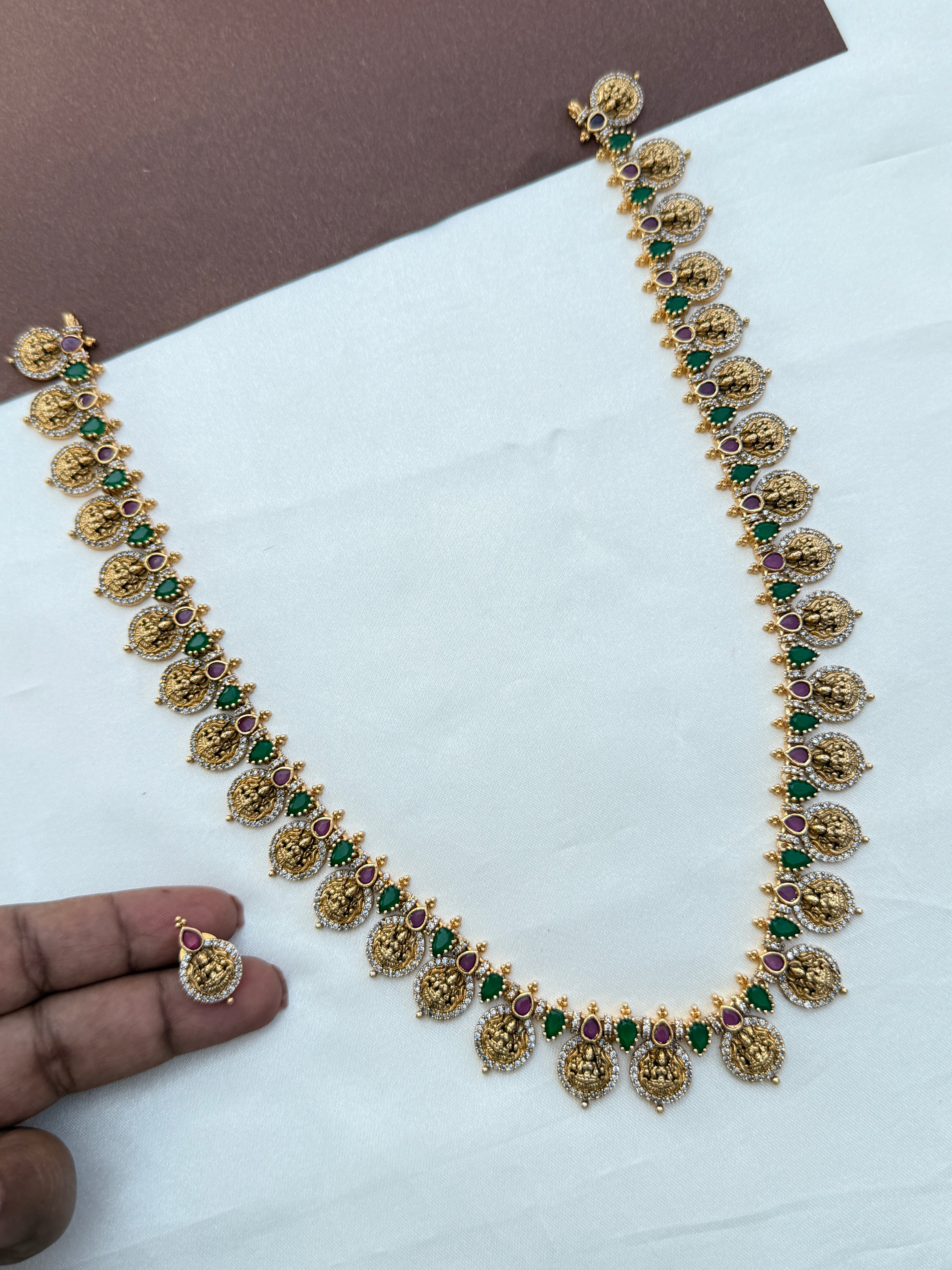 Lh561 Lakshmi devi 3/4th bottumala haram