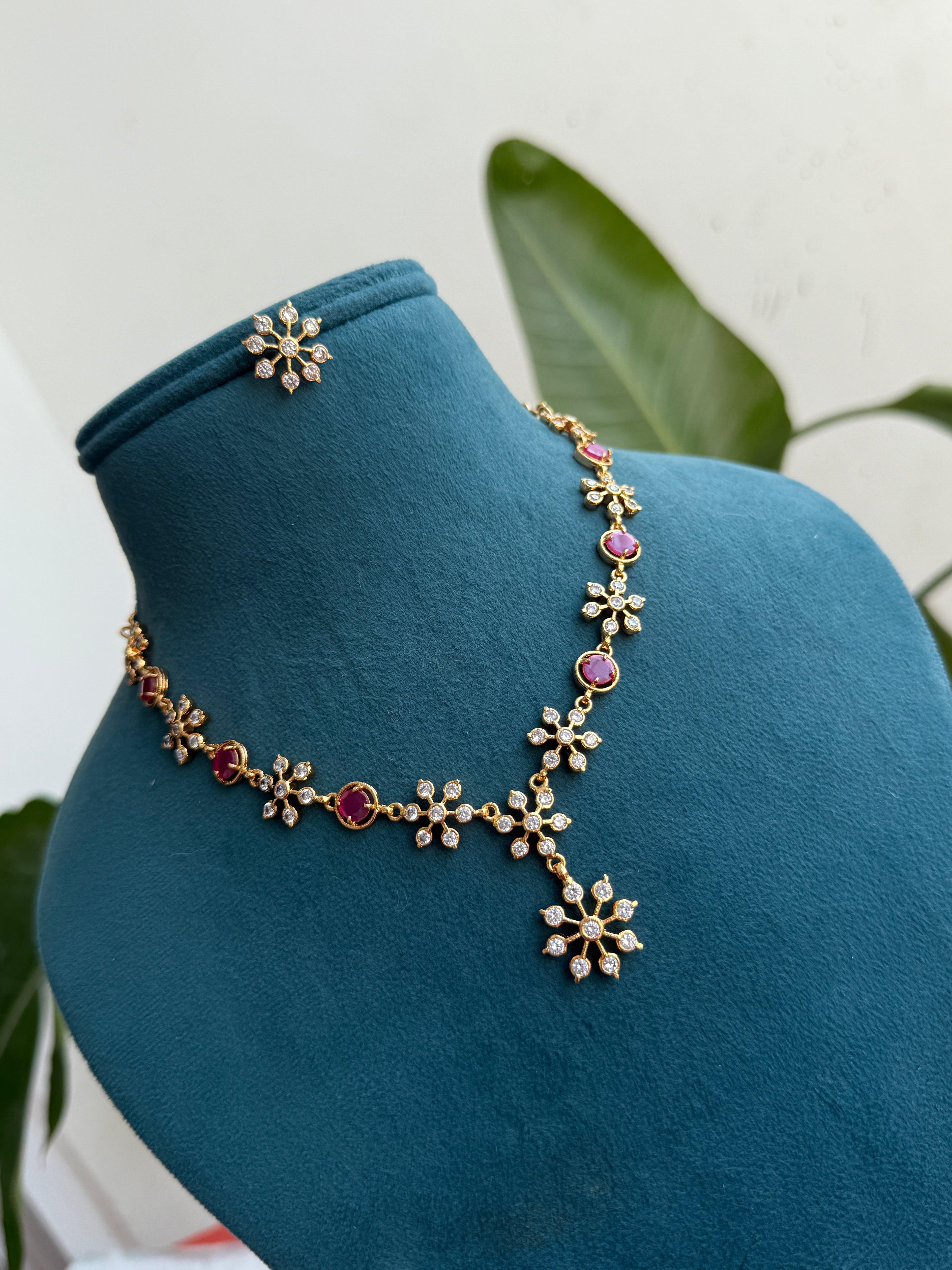 Ph147 panchaloham short neckset with ear studs