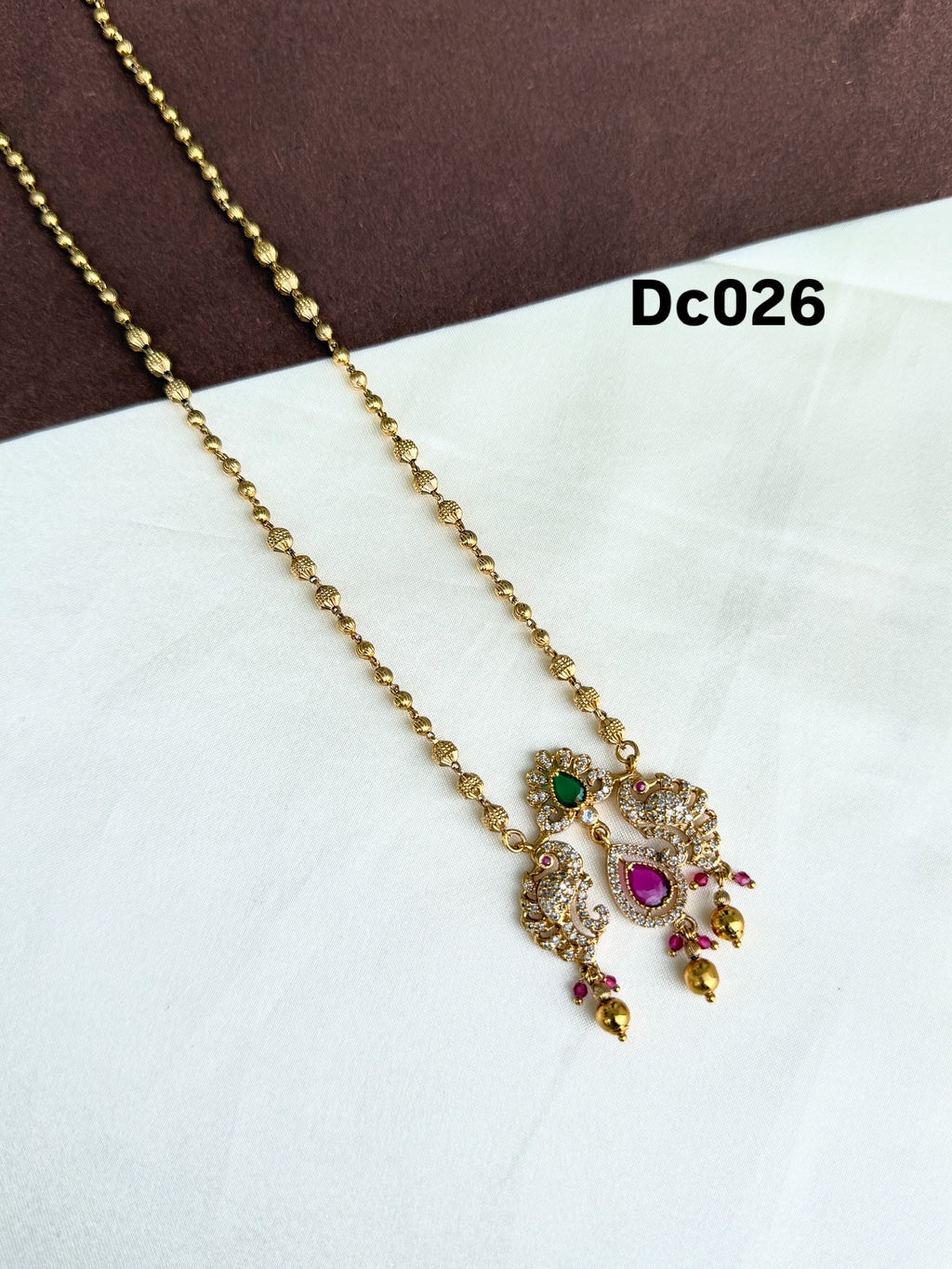 Dc026 gold balls chain with dual peacock pendant