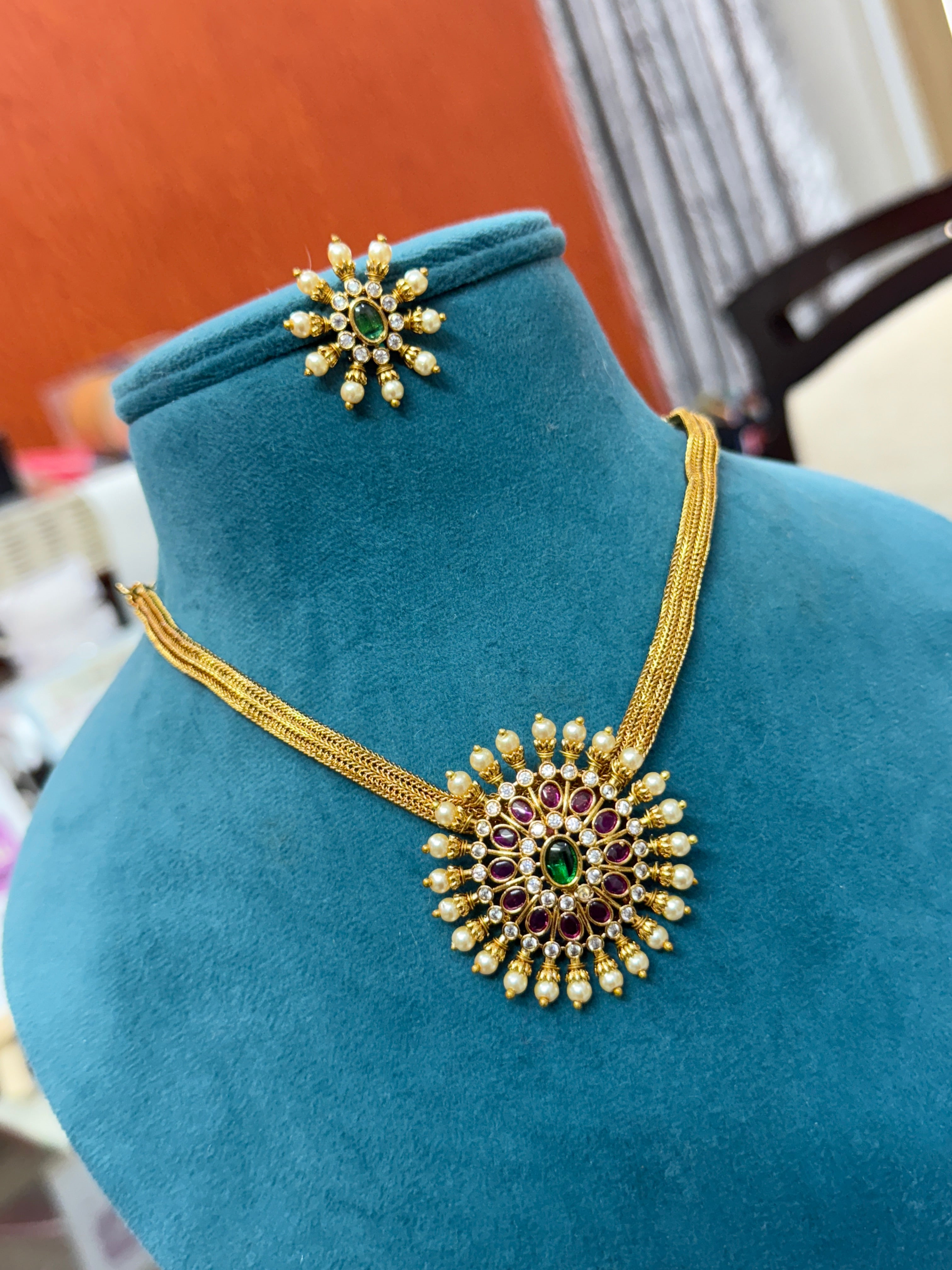 Ns288 nano chain with kemp pendant