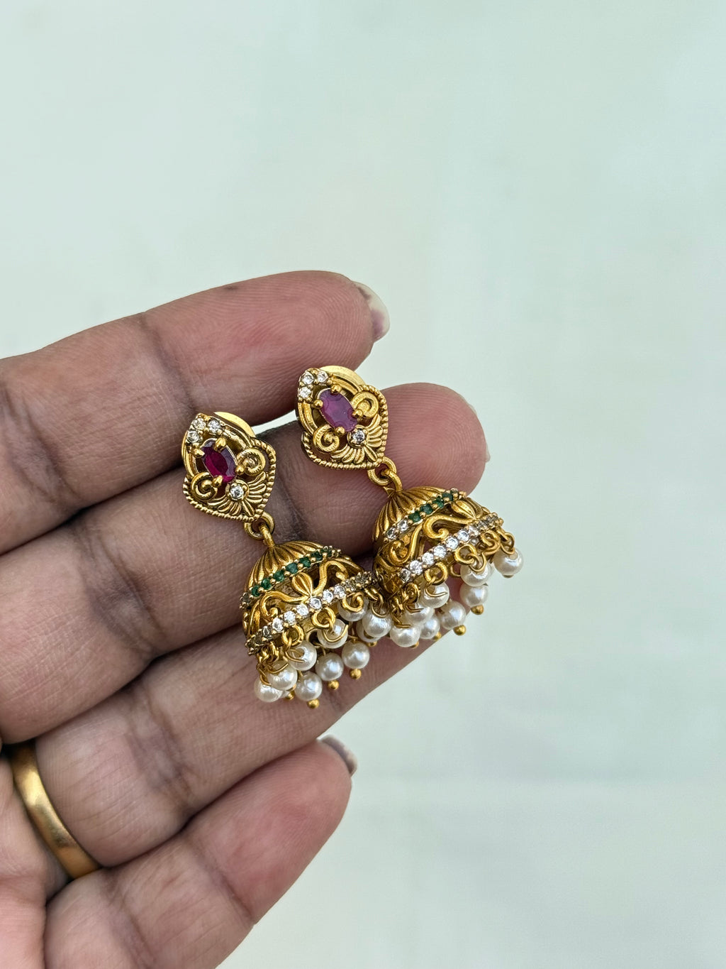 Er006 small butta cz earrings