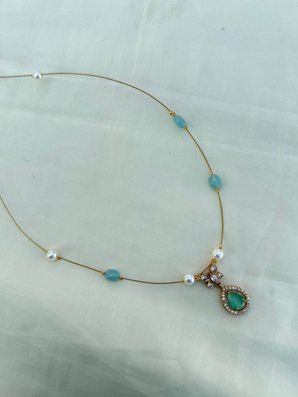 Ns0022 butterfly invisible chain