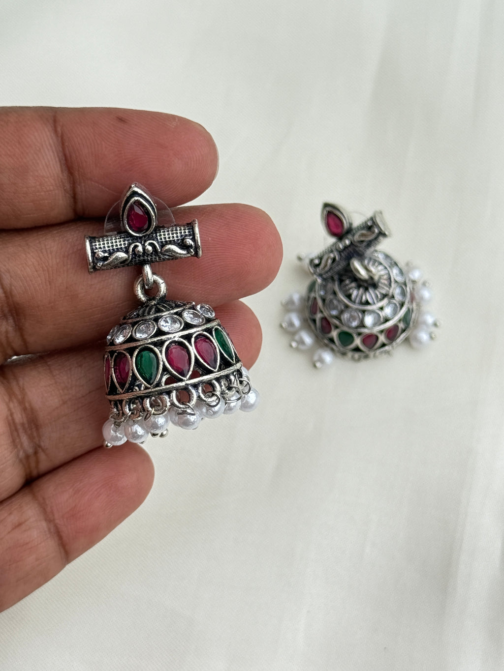 Er209 oxidised butta back push earrings
