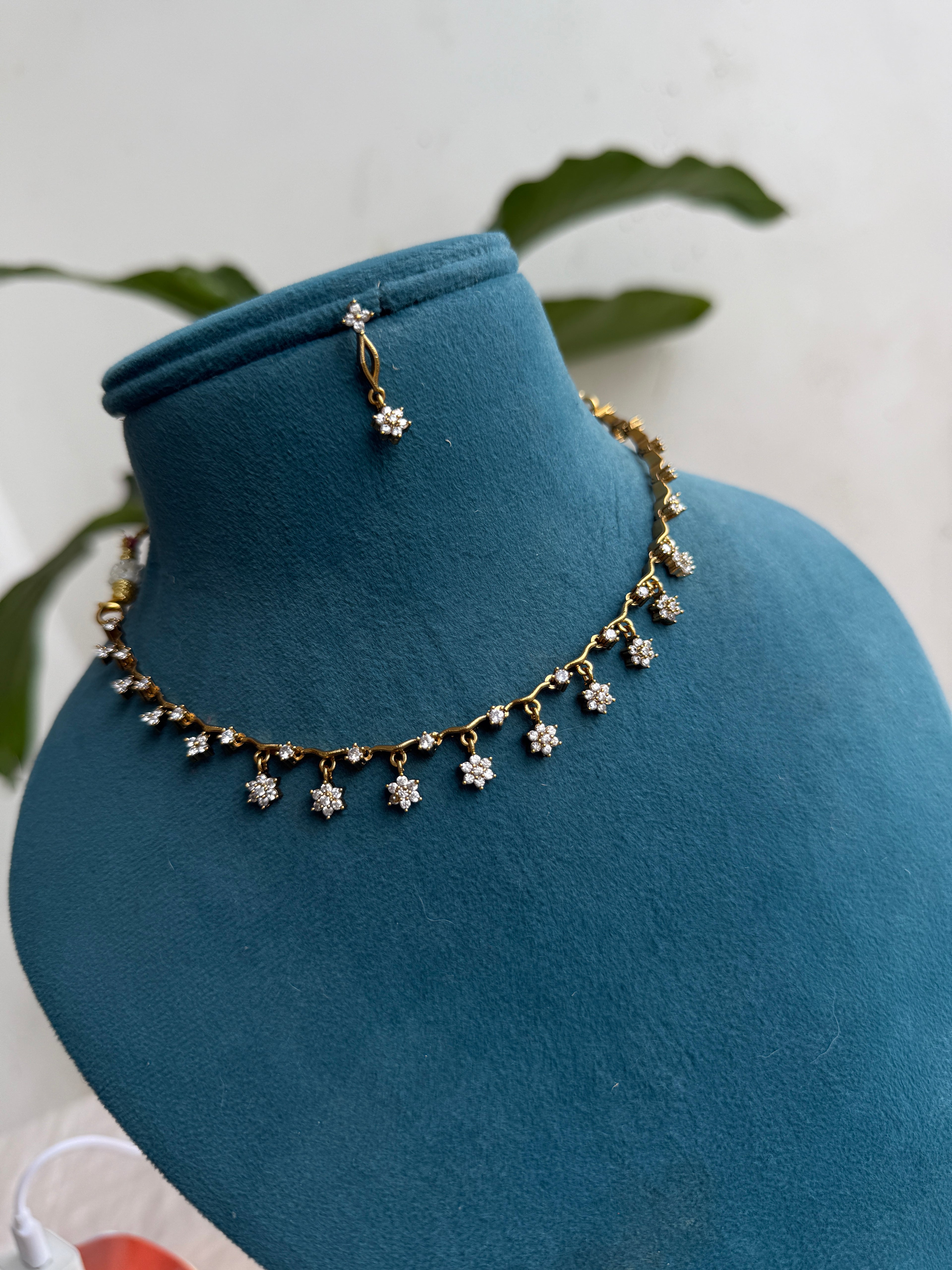 Ns449 simple flower neckset